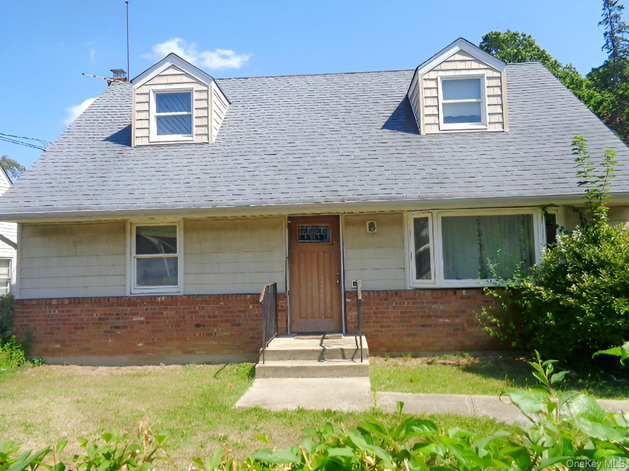 #1 photo, 224 Catherine Street, सफ़ोक काउंटी East Northport , NY 11731