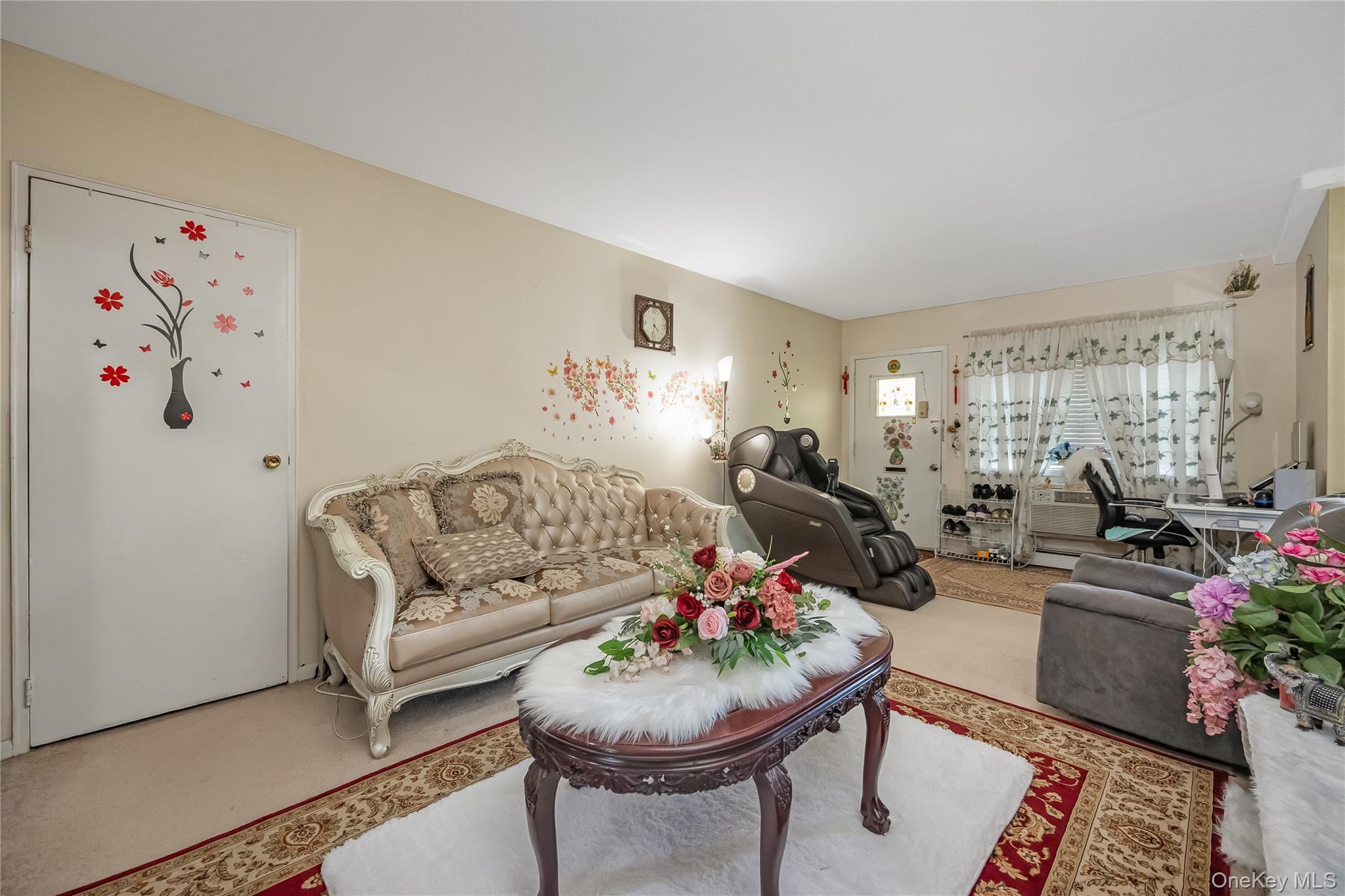 #4 photo, 700 Broadway, サフォーク郡 Amityville , NY 11701