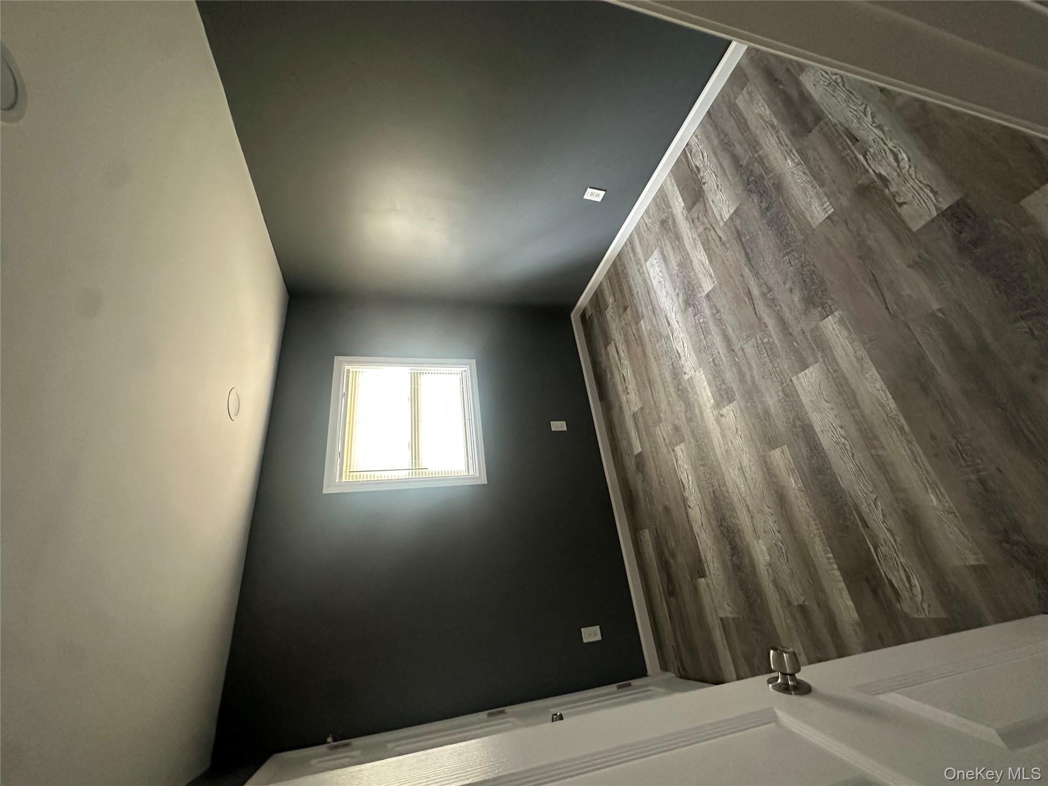 #5 photo, 128 Lakeview Drive, Mastic Beach , NY 11951