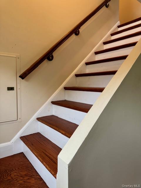 #10 photo, 29 1/2 Woolsey Avenue, ナッソー郡 Glen Cove , NY 11542