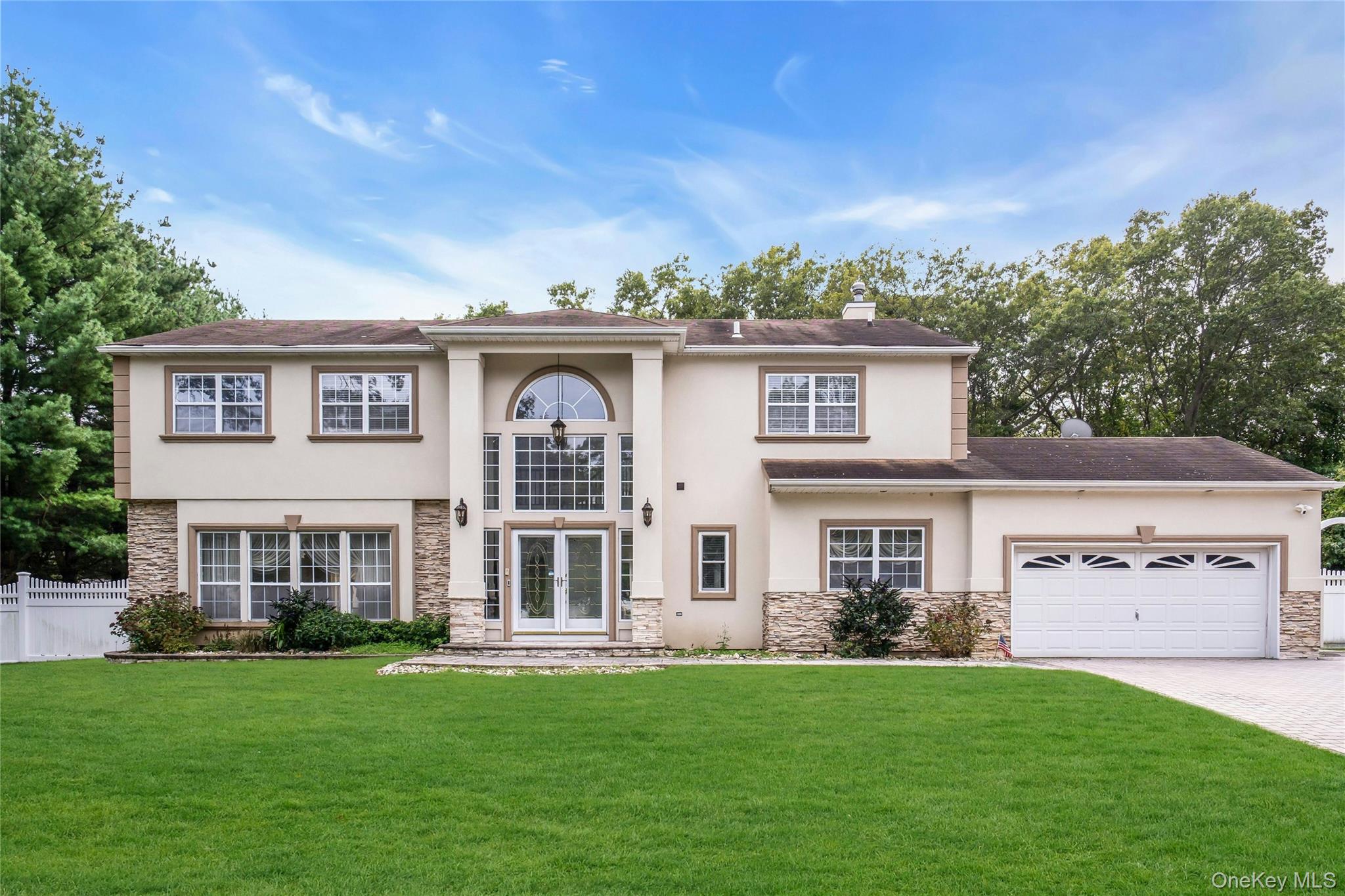 #1 photo, 2 Wisteria Lane, Lake Grove , NY 11755