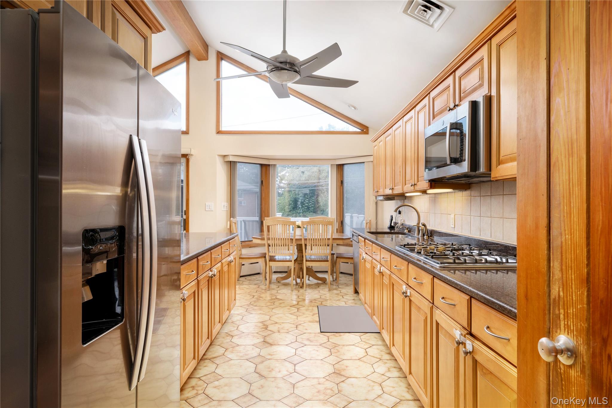 #11 photo, 11 Eaton Road, Syosset , NY 11791