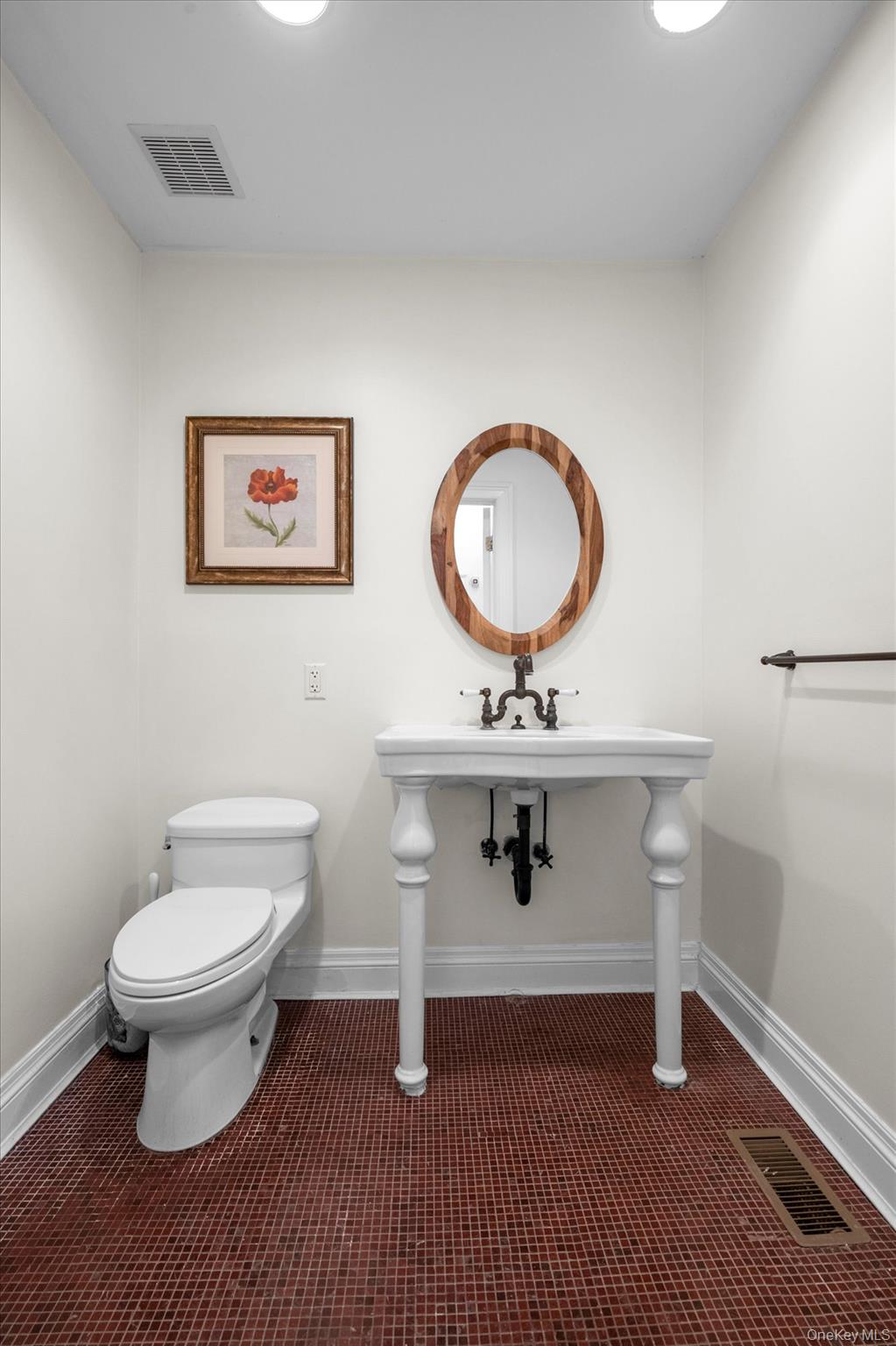 #16 photo, 87 Arleigh Road, Great Neck , NY 11021