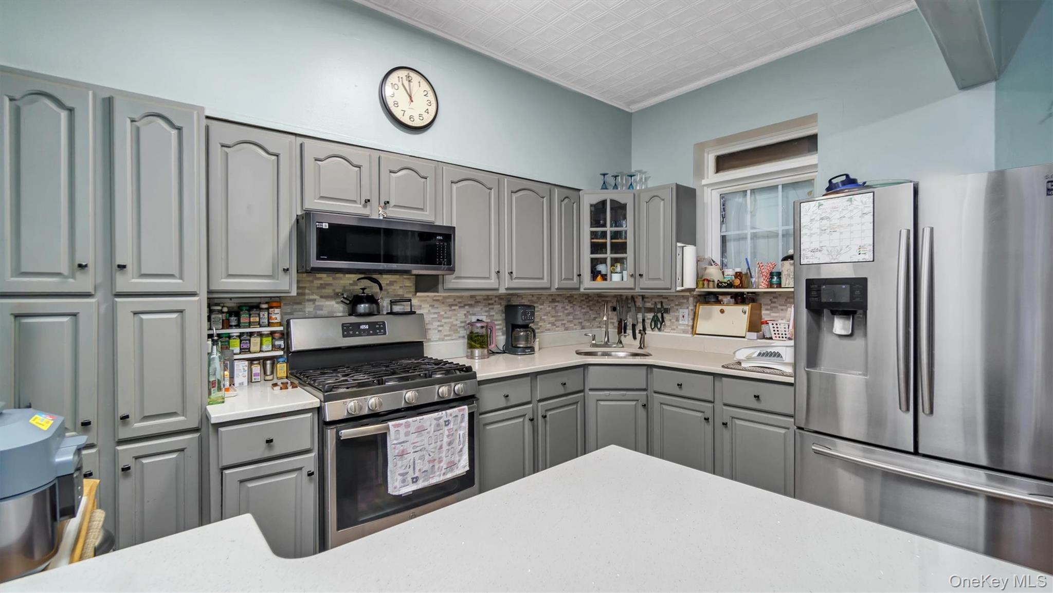 #13 photo, 453 Ridgewood Avenue, Brooklyn , NY 11208