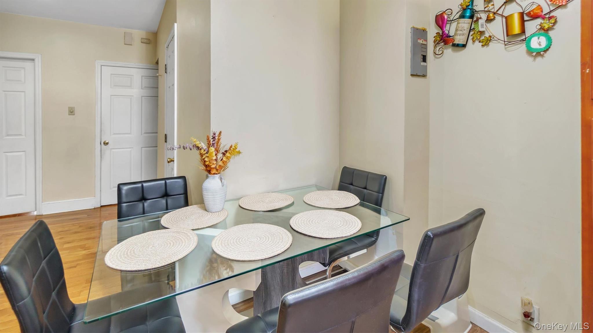 #19 photo, 453 Ridgewood Avenue, Brooklyn , NY 11208