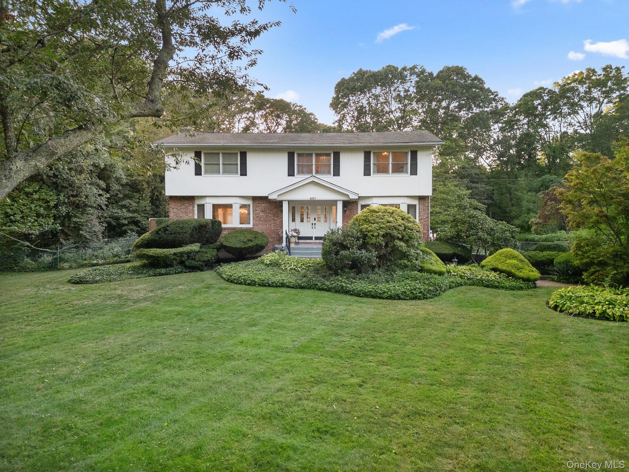 #1 photo, 461 Wolf Hill Road, Dix Hills , NY 11746