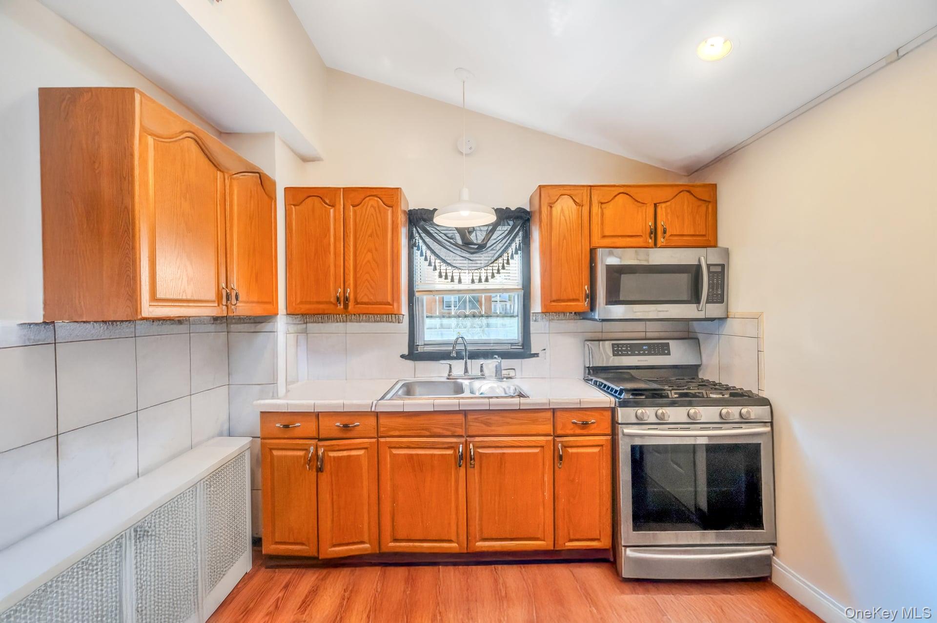 #16 photo, 11984 178th Place, クイーンズ区 Jamaica , NY 11434