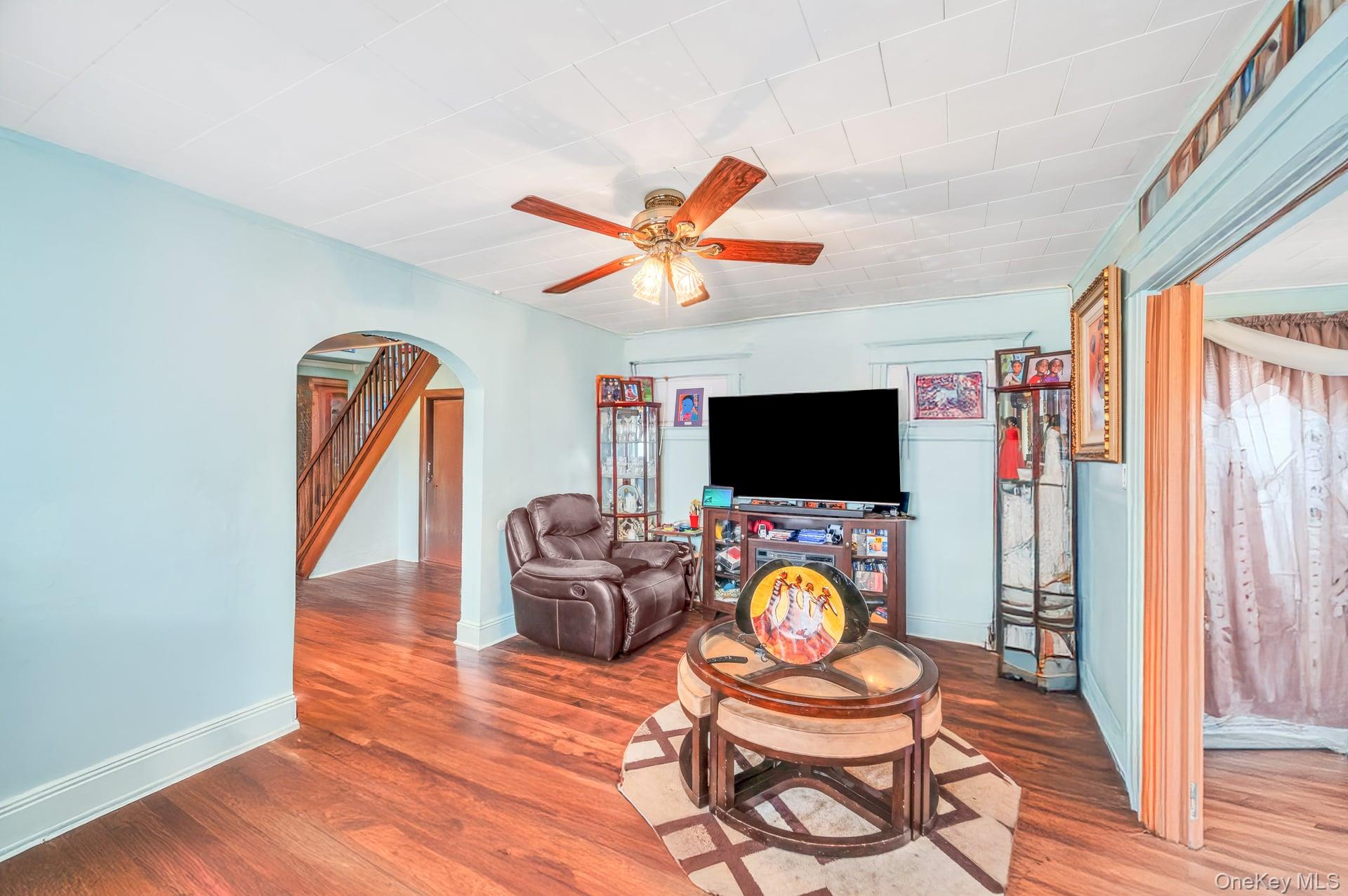 #9 photo, 11984 178th Place, クイーンズ区 Jamaica , NY 11434