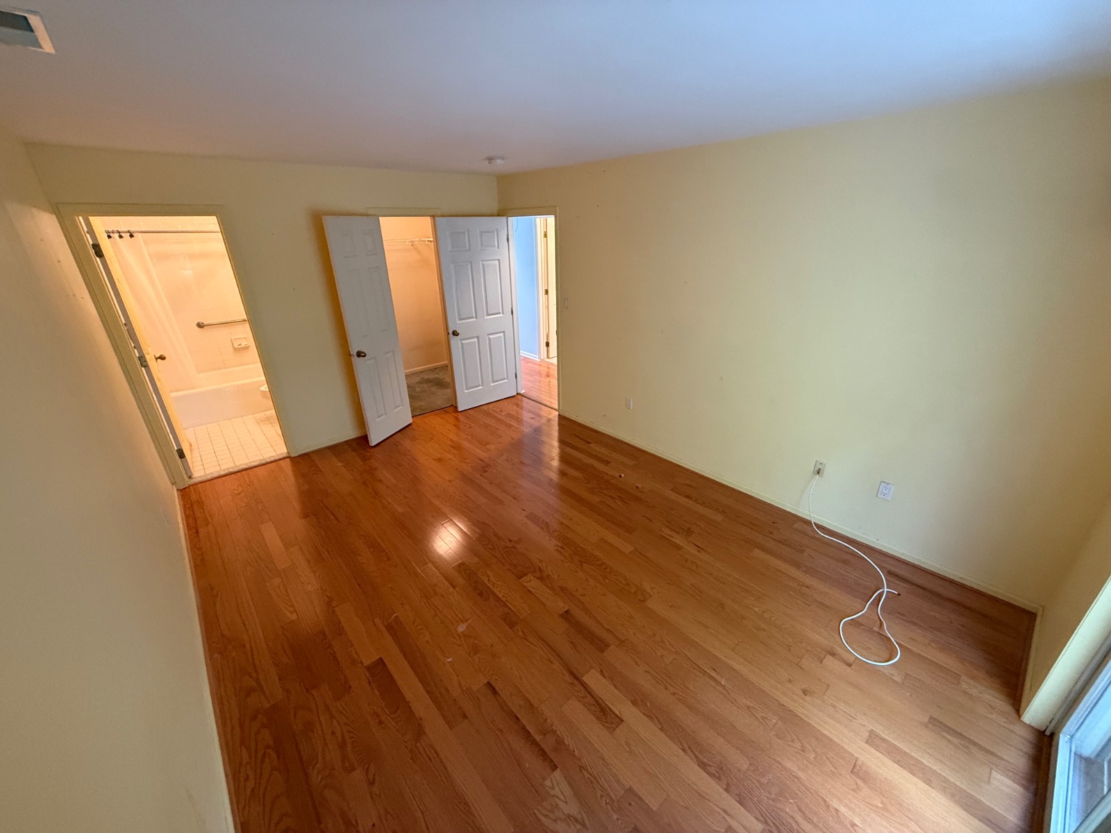 #10 photo, 24188 Oak Park Dr., #188, Little Neck , NY 11362