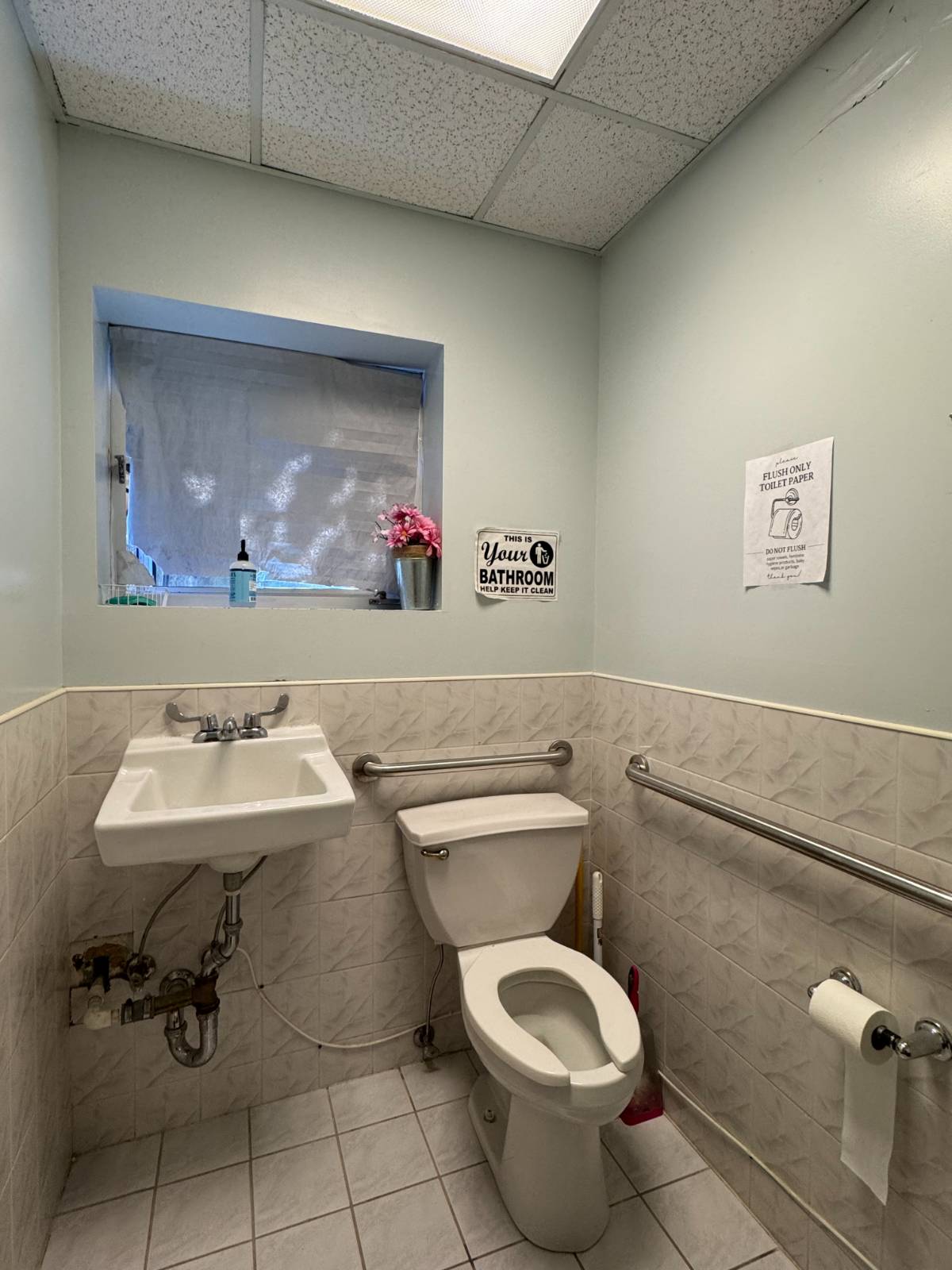 #13 photo, 55-19 69th Street, #1st Floor, クイーンズ区 Maspeth , NY 11378