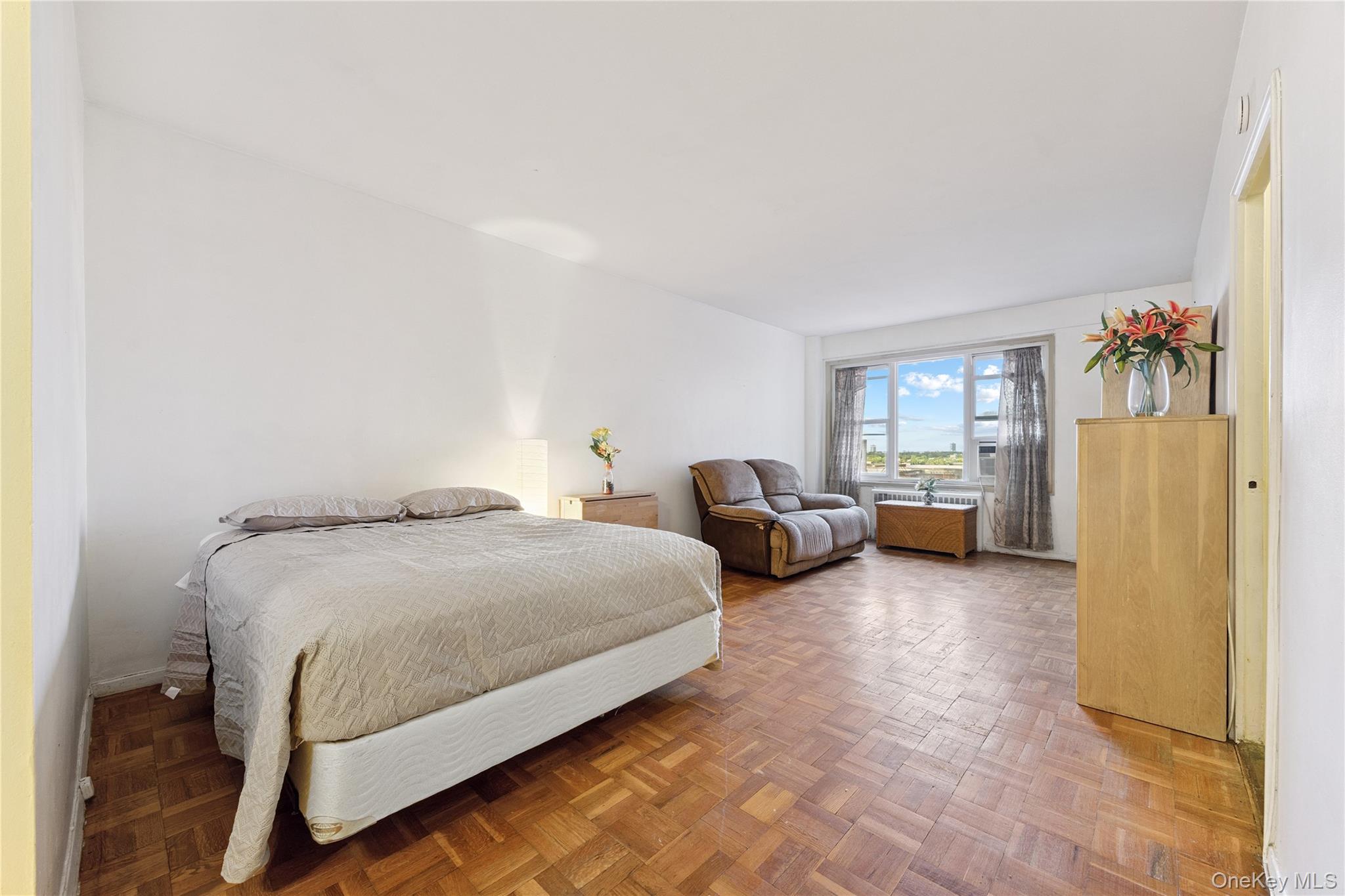 #9 photo, 110-45 Queens Blvd, クイーンズ区 Forest Hills , NY 11375