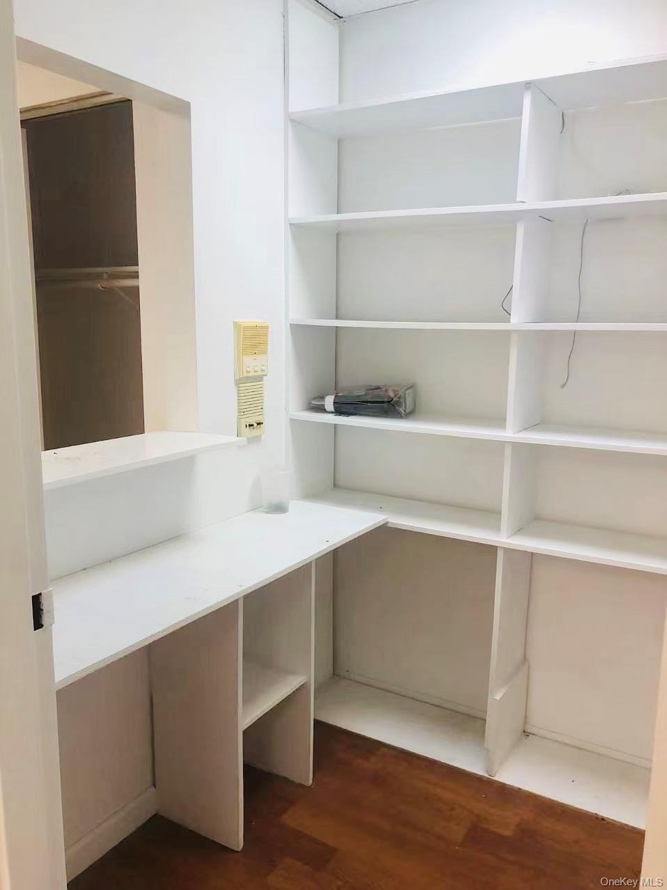 #5 photo, 133 - 36 41st Road, クイーンズ区 Flushing , NY 11355