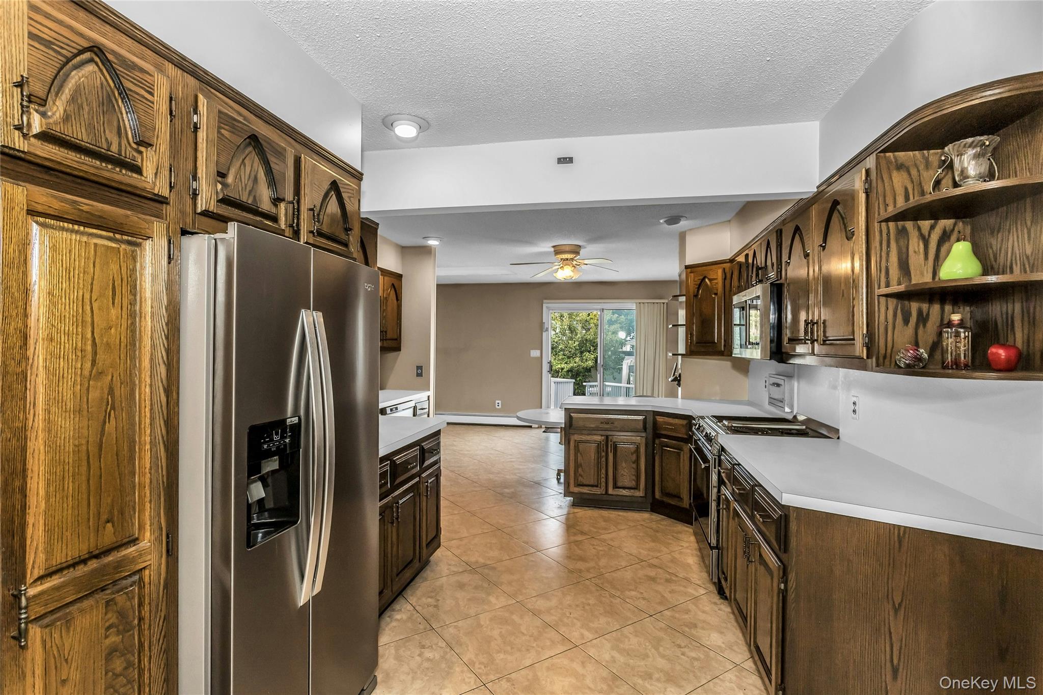 #10 photo, 2479 Tonquin Street, East Meadow , NY 11554