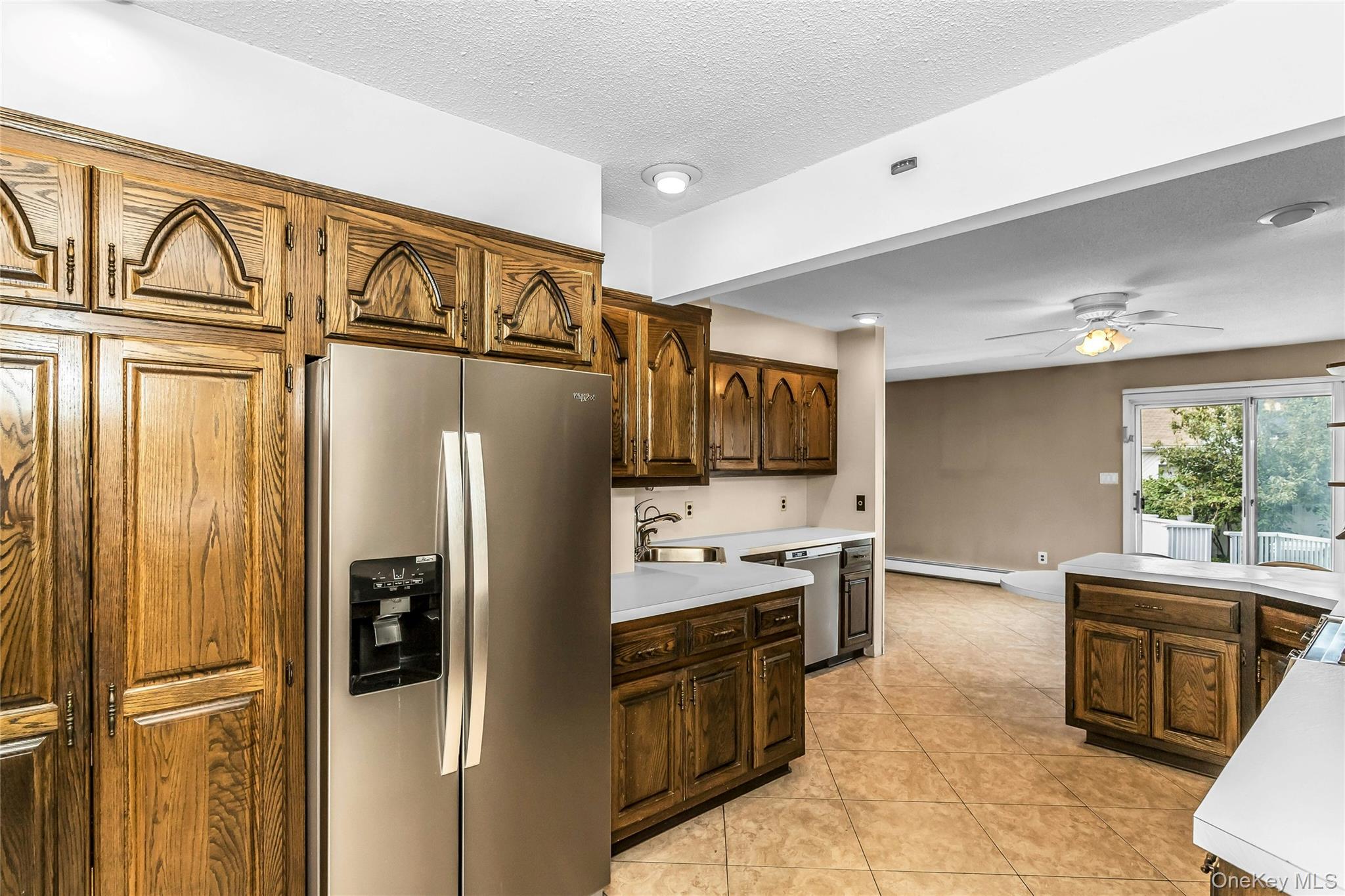 #11 photo, 2479 Tonquin Street, East Meadow , NY 11554