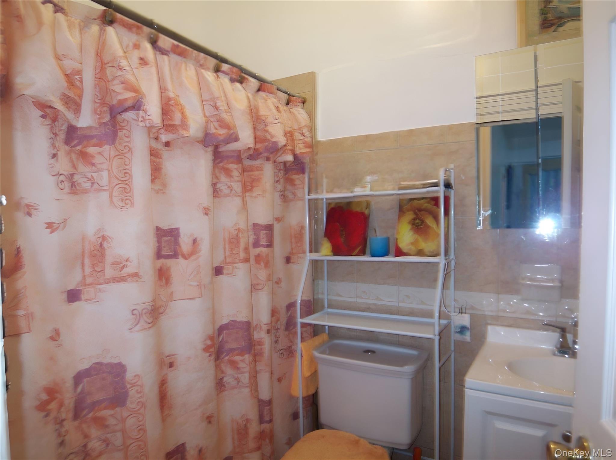 #10 photo, 1719 Bussing Avenue, Bronx , NY 10466