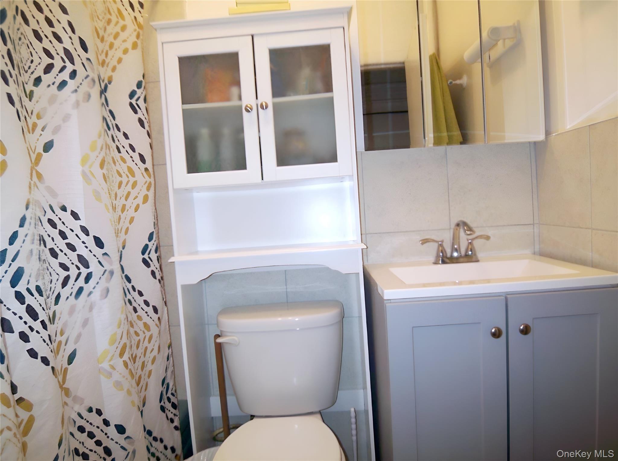 #14 photo, 1719 Bussing Avenue, Bronx , NY 10466