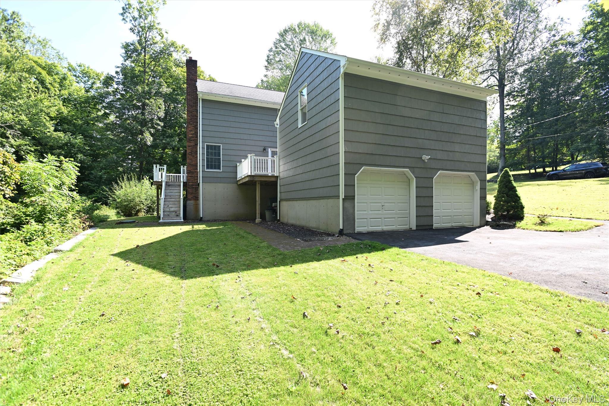 #2 photo, 5 Watergate Drive, Amawalk , NY 10501