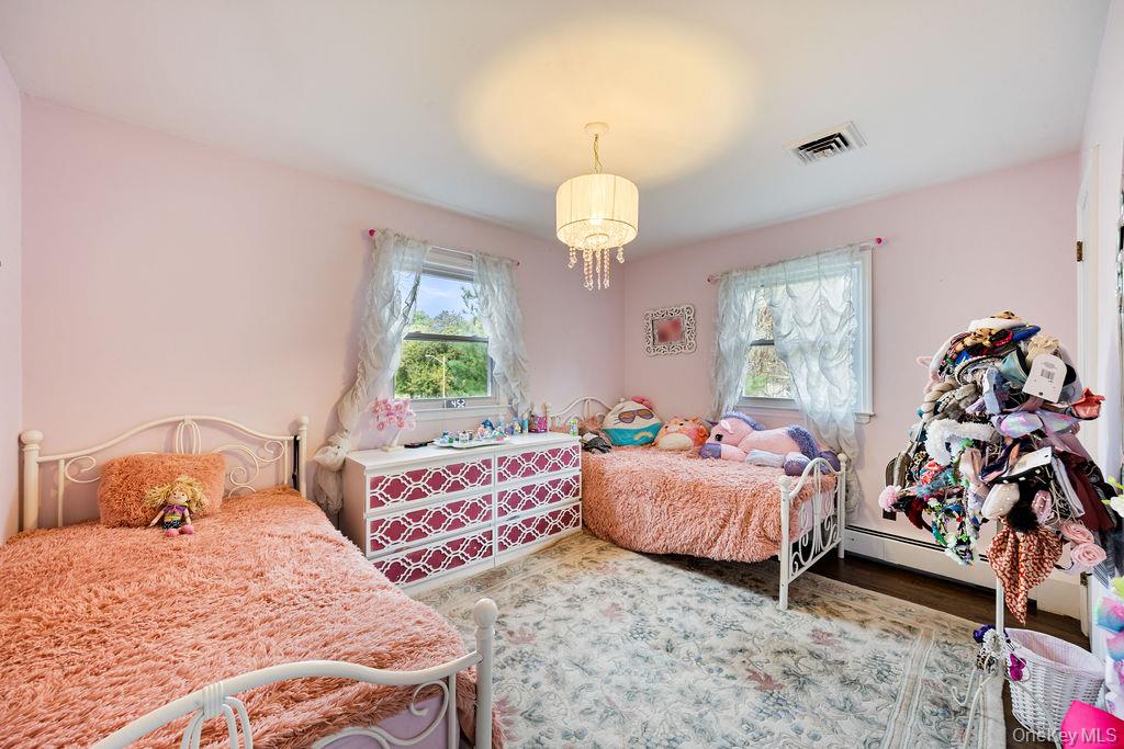 #16 photo, 6 Fairway Oval, Spring Valley , NY 10977