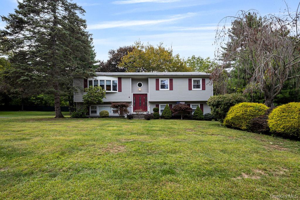 #2 photo, 6 Fairway Oval, Spring Valley , NY 10977