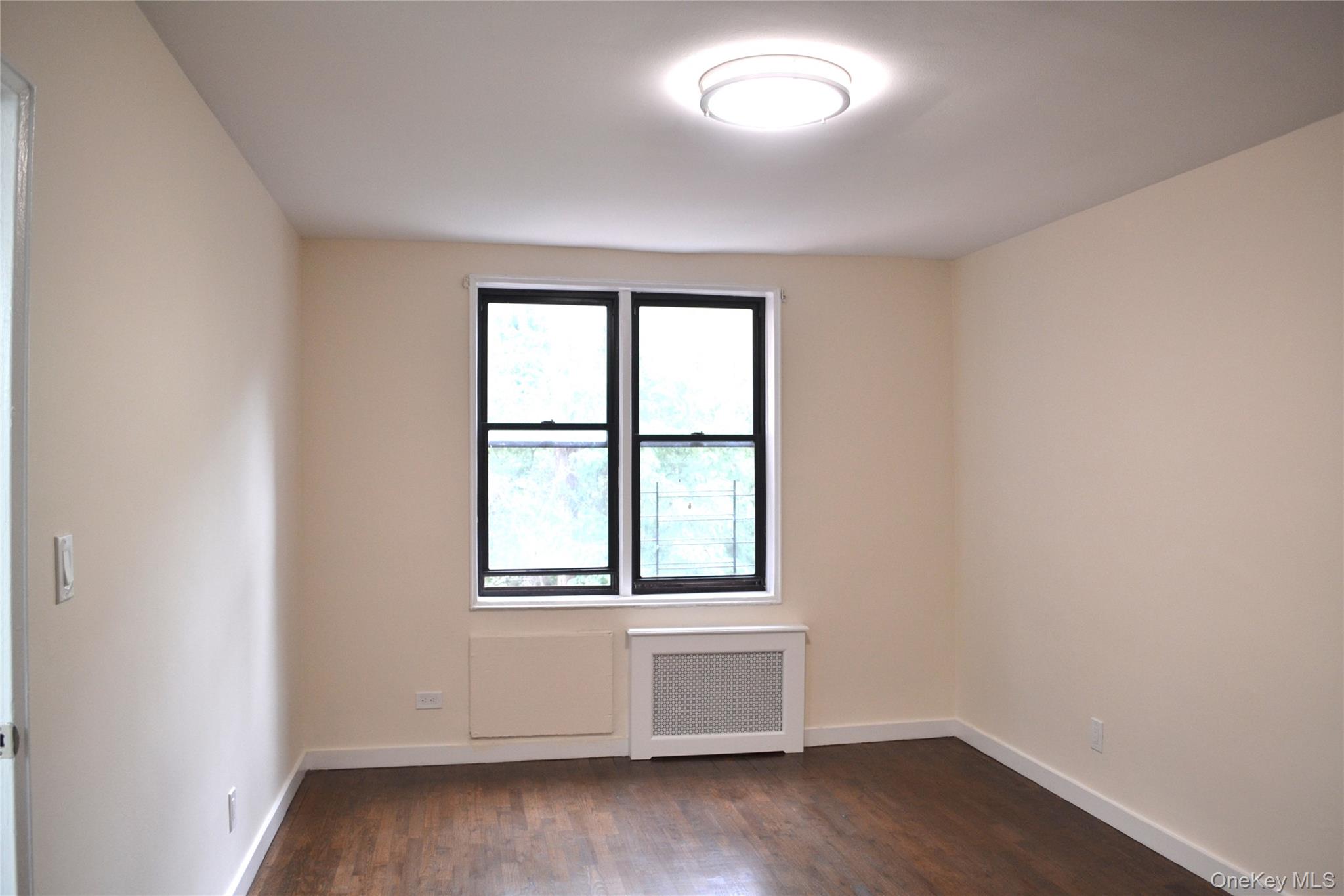 #11 photo, 632 Warburton, Yonkers , NY 10701