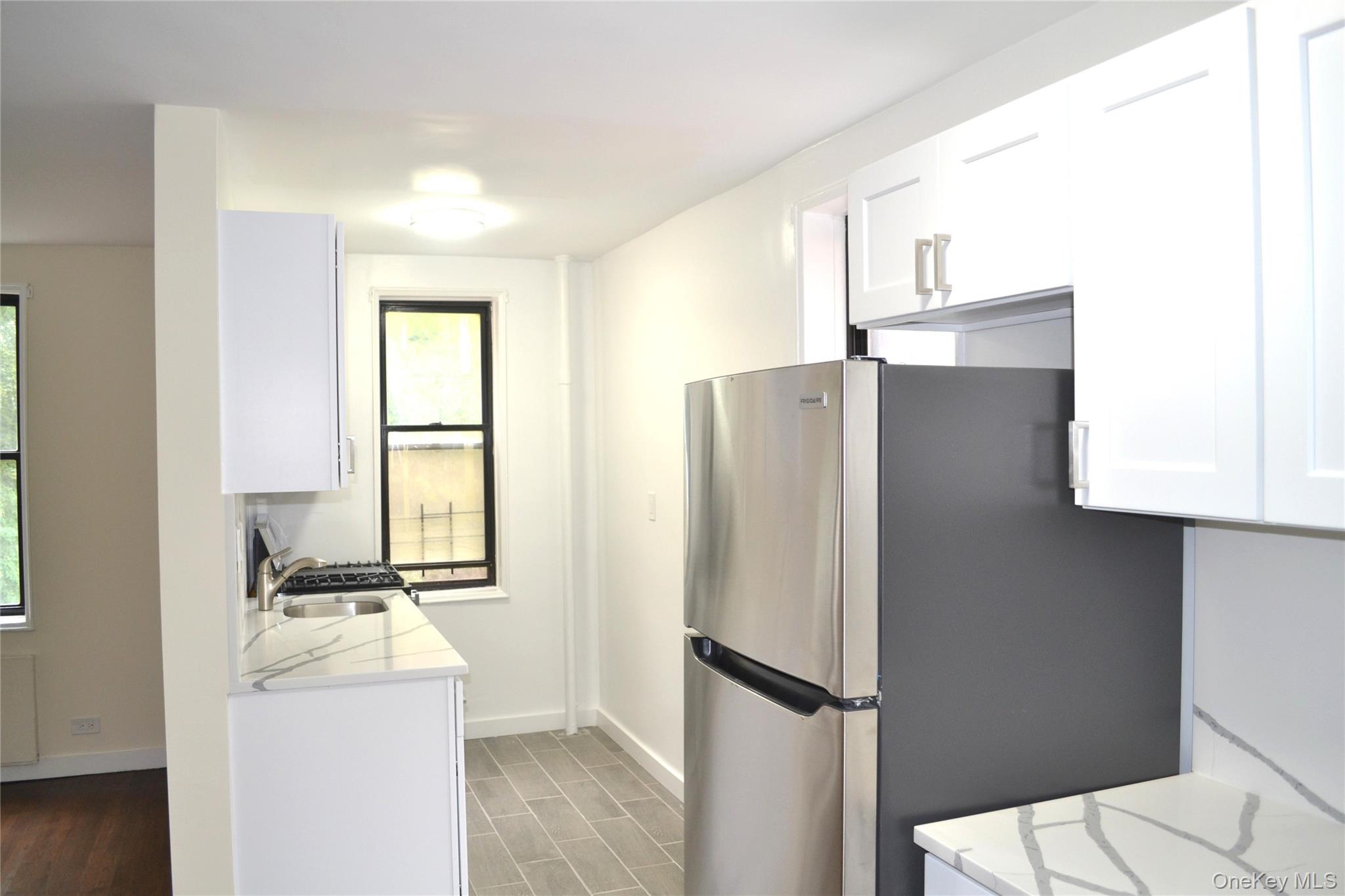 #7 photo, 632 Warburton, Yonkers , NY 10701