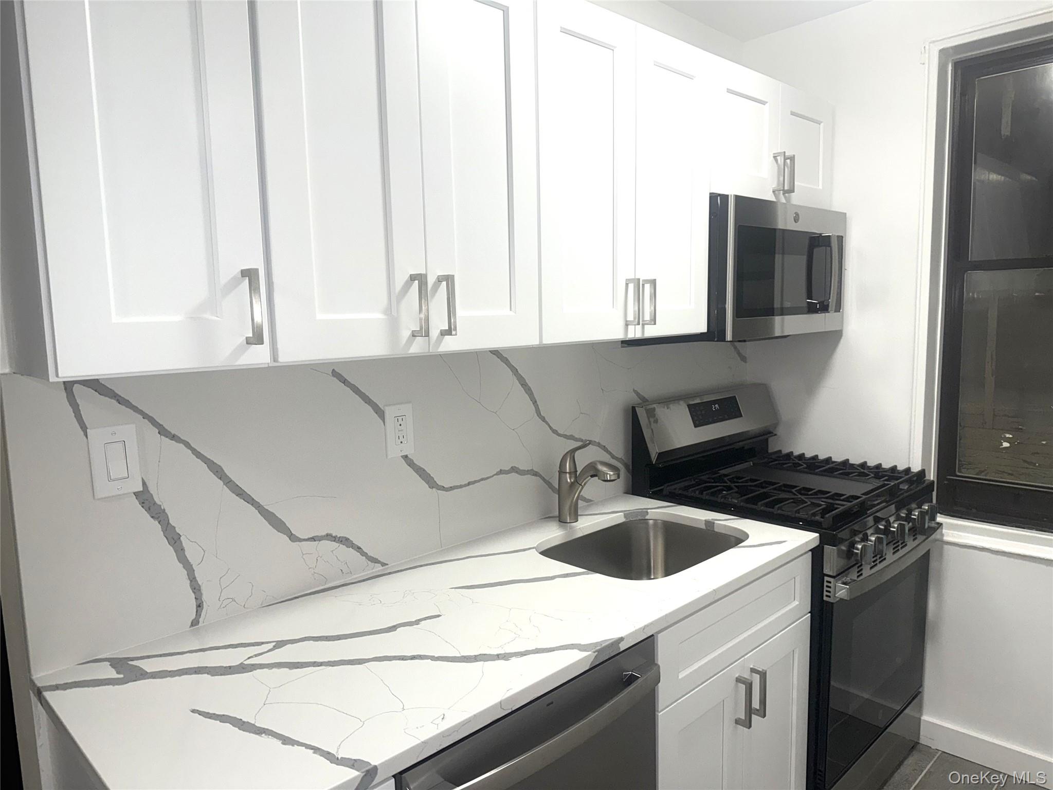 #8 photo, 632 Warburton, Yonkers , NY 10701