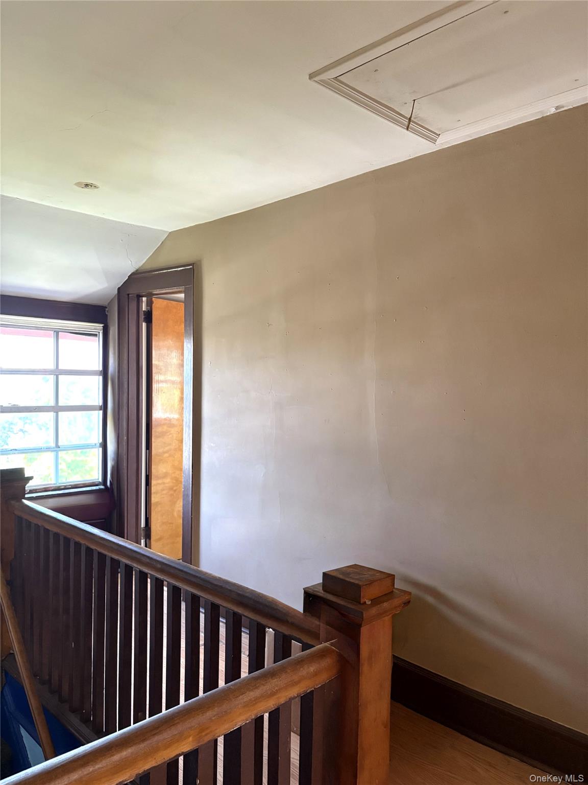 #11 photo, 34 Hilltop Avenue, New Rochelle , NY 10801