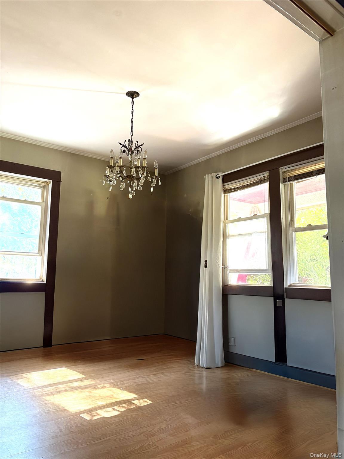 #2 photo, 34 Hilltop Avenue, New Rochelle , NY 10801