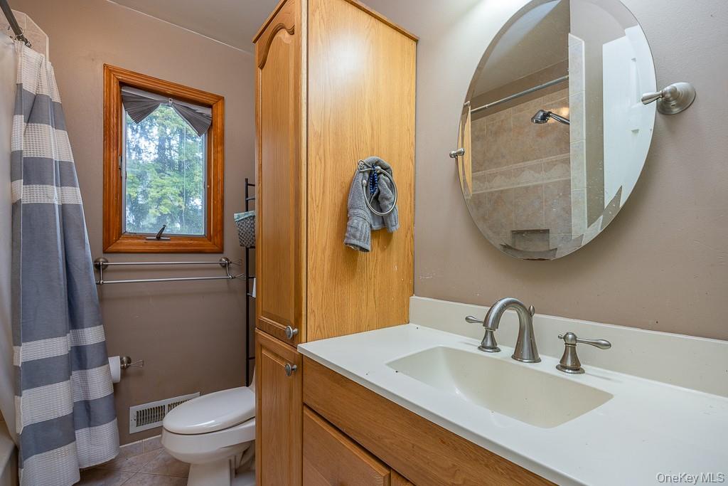 #20 photo, 363 Gilbert Avenue, Pearl River , NY 10965