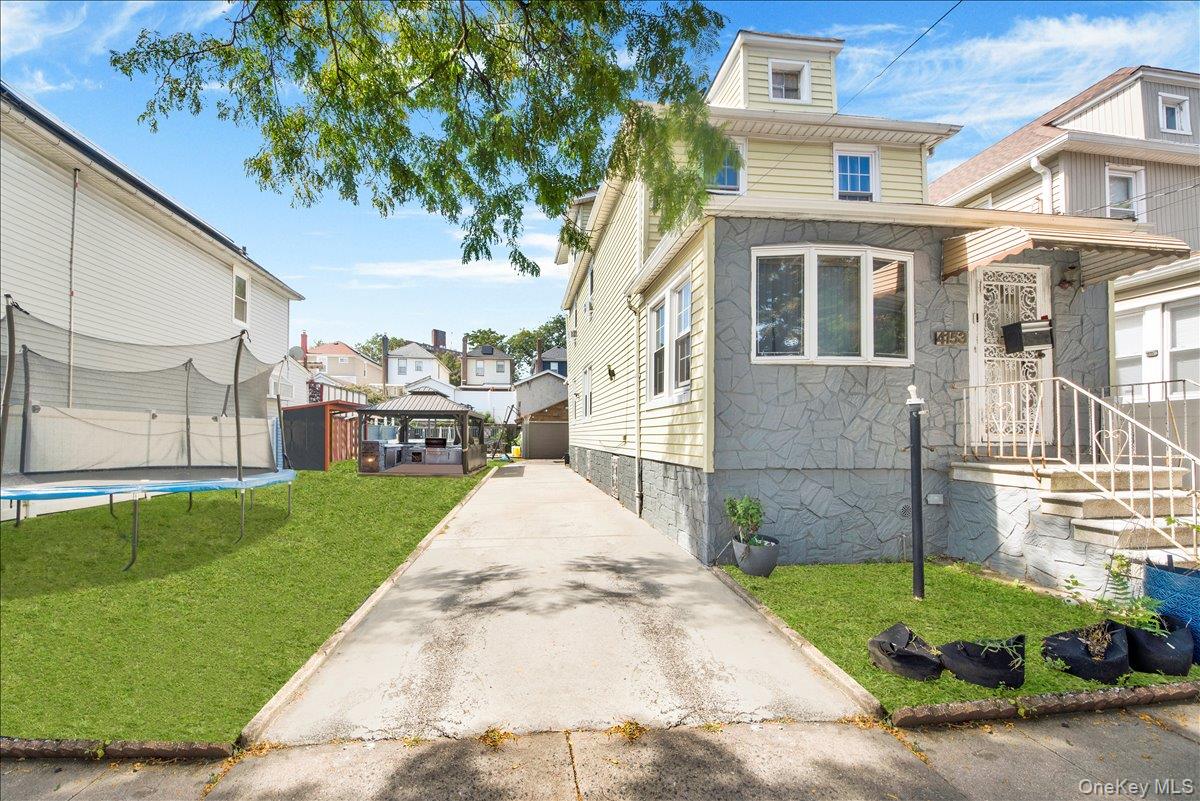 #1 photo, 4153 Gunther Avenue, Bronx , NY 10466