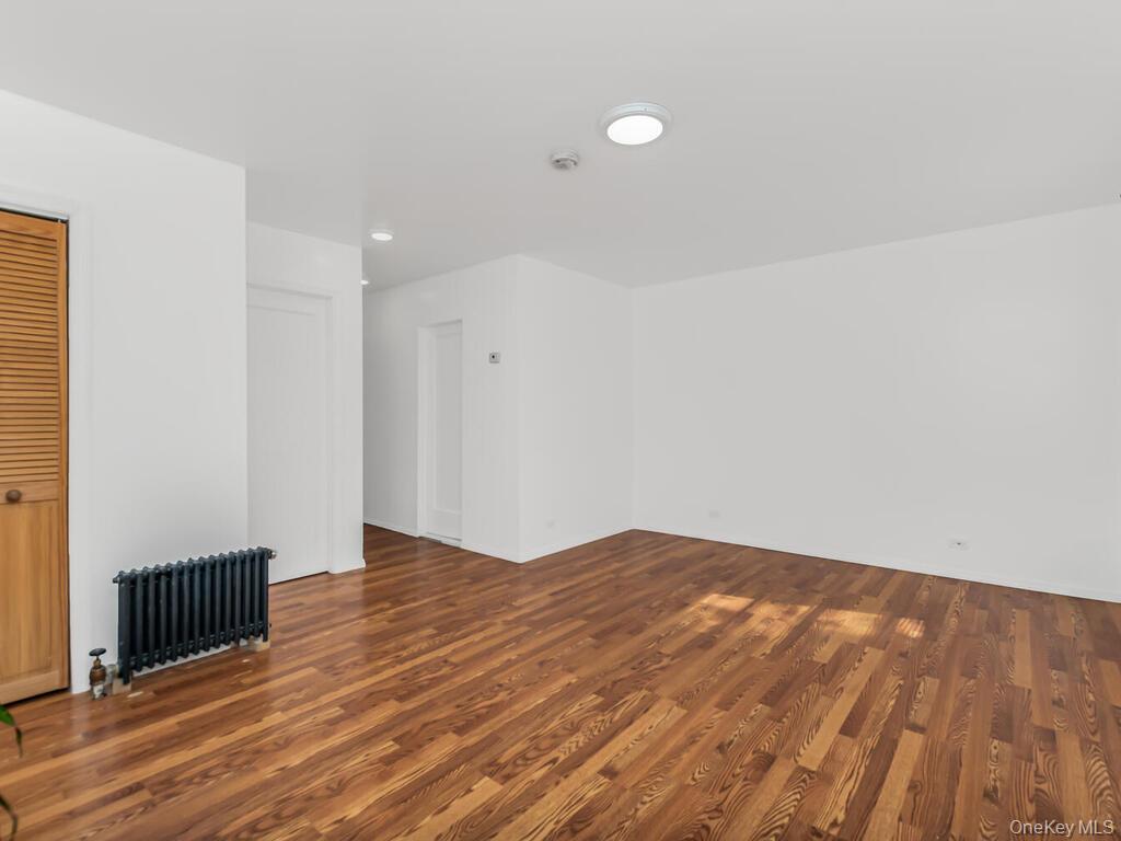 #9 photo, 264 Emerson Avenue, ブロンクス区 Bronx , NY 10465