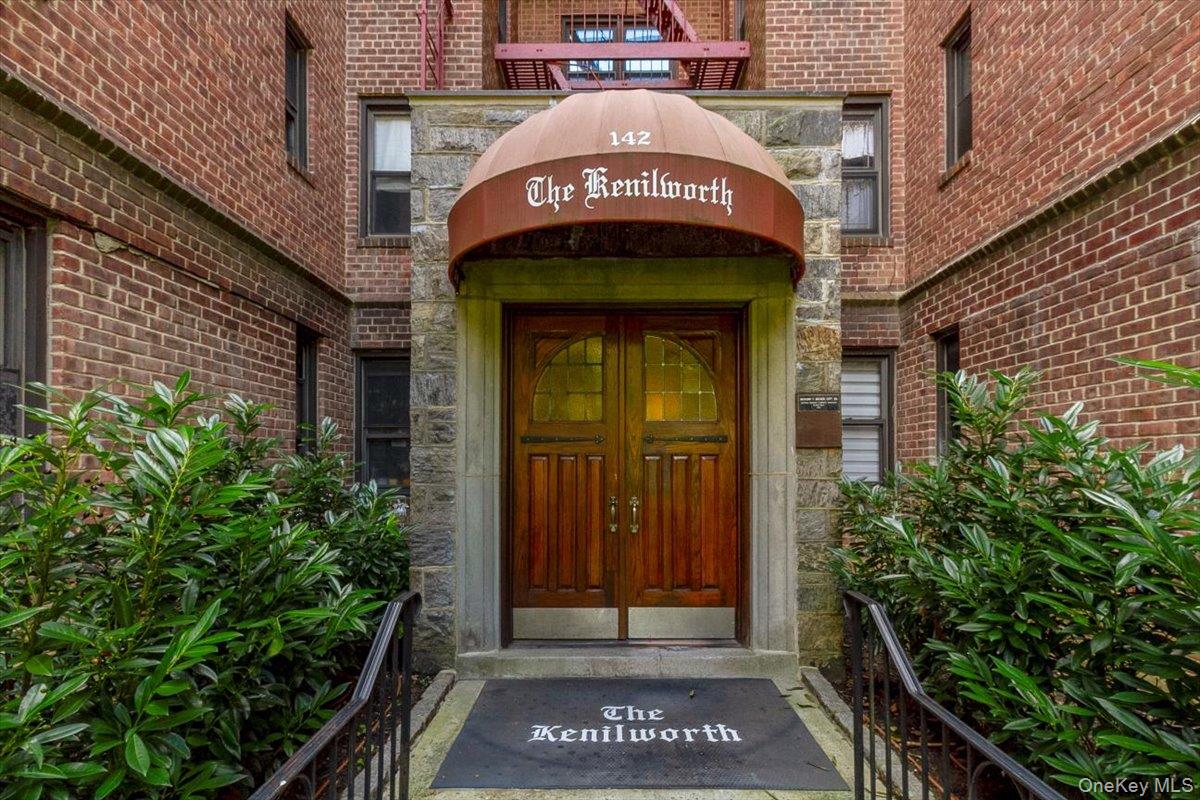 #2 photo, 142 Garth, Scarsdale , NY 10583