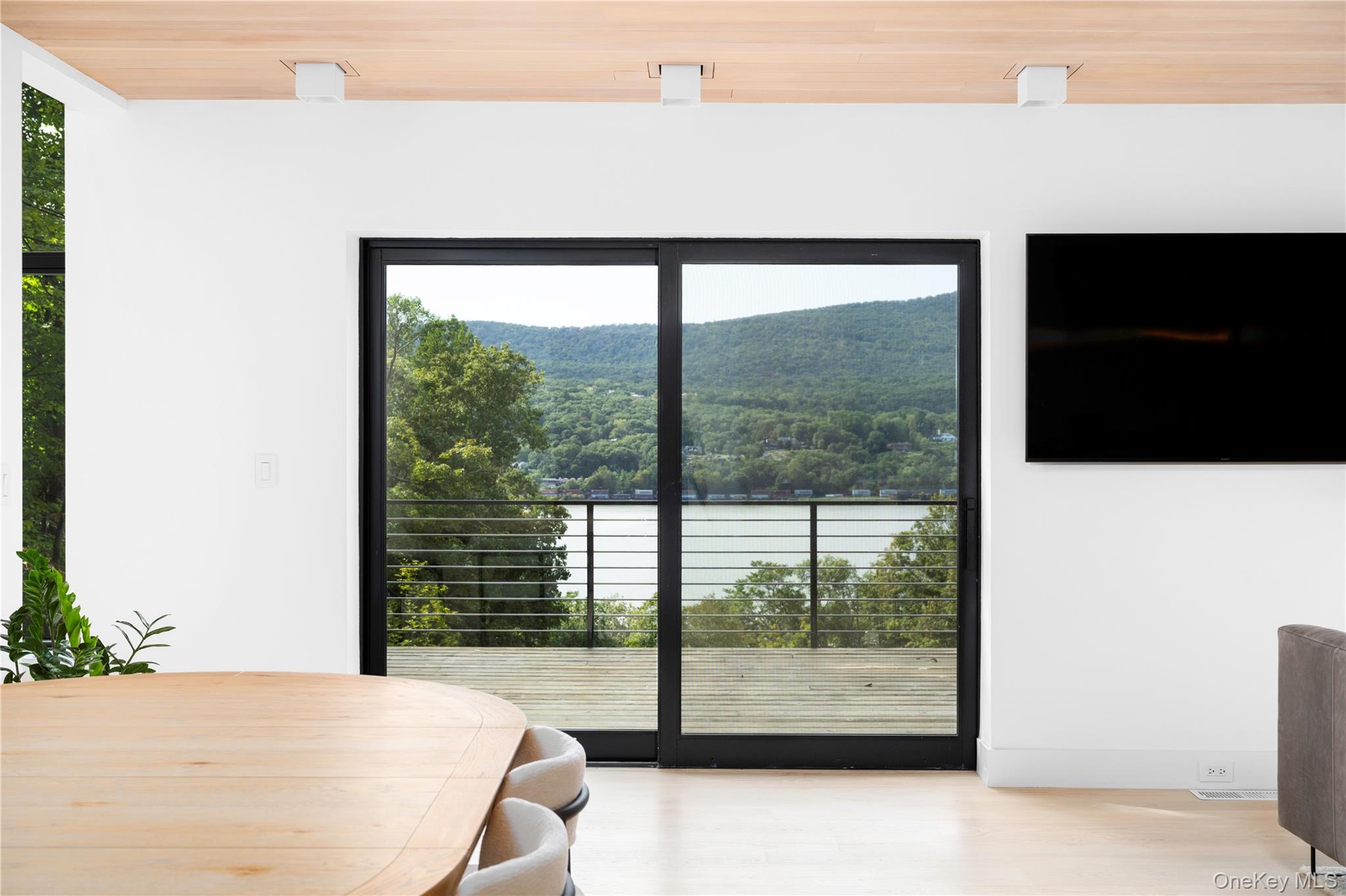 #10 photo, 529 Route 9D, 纽约州 Garrison , NY 10524