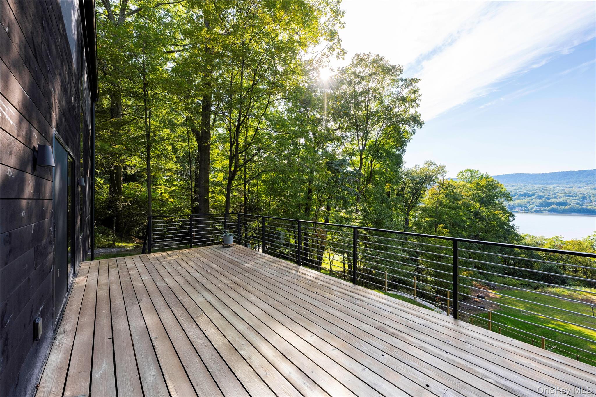 #16 photo, 529 Route 9D, 纽约州 Garrison , NY 10524