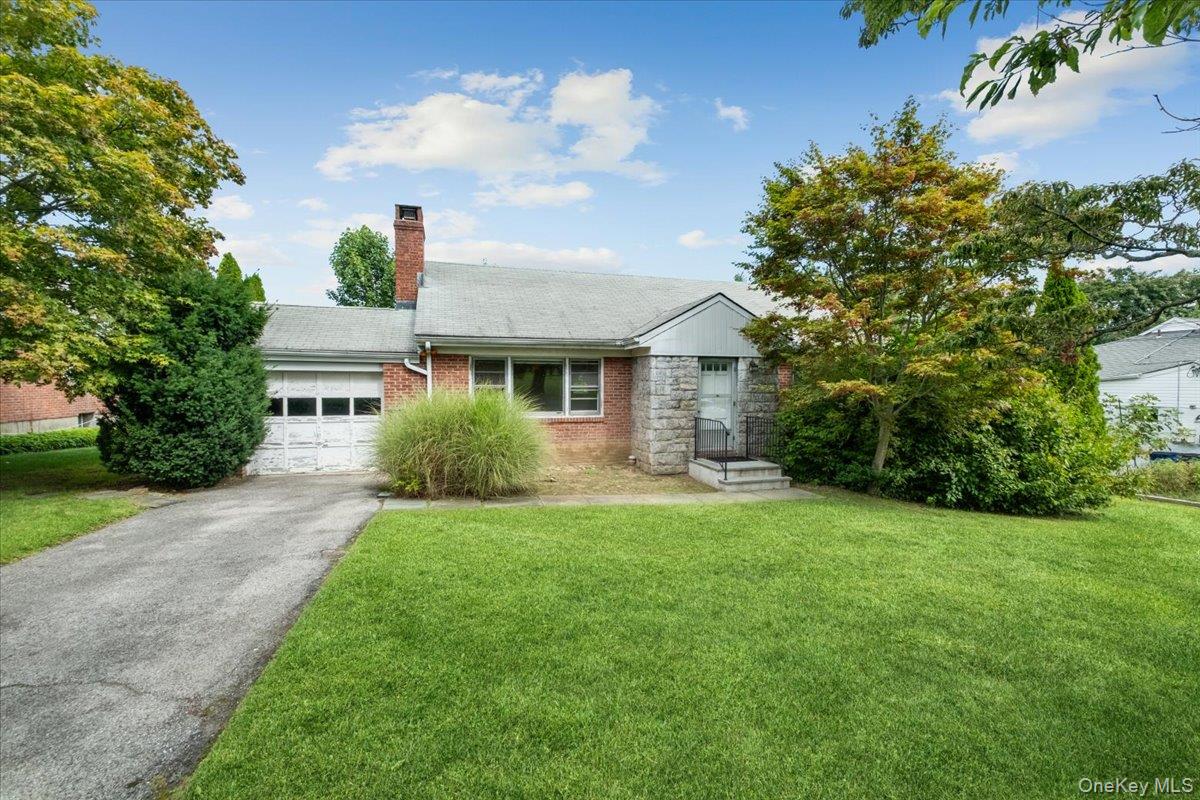 #1 photo, 7 Fountain Drive, Valhalla , NY 10595