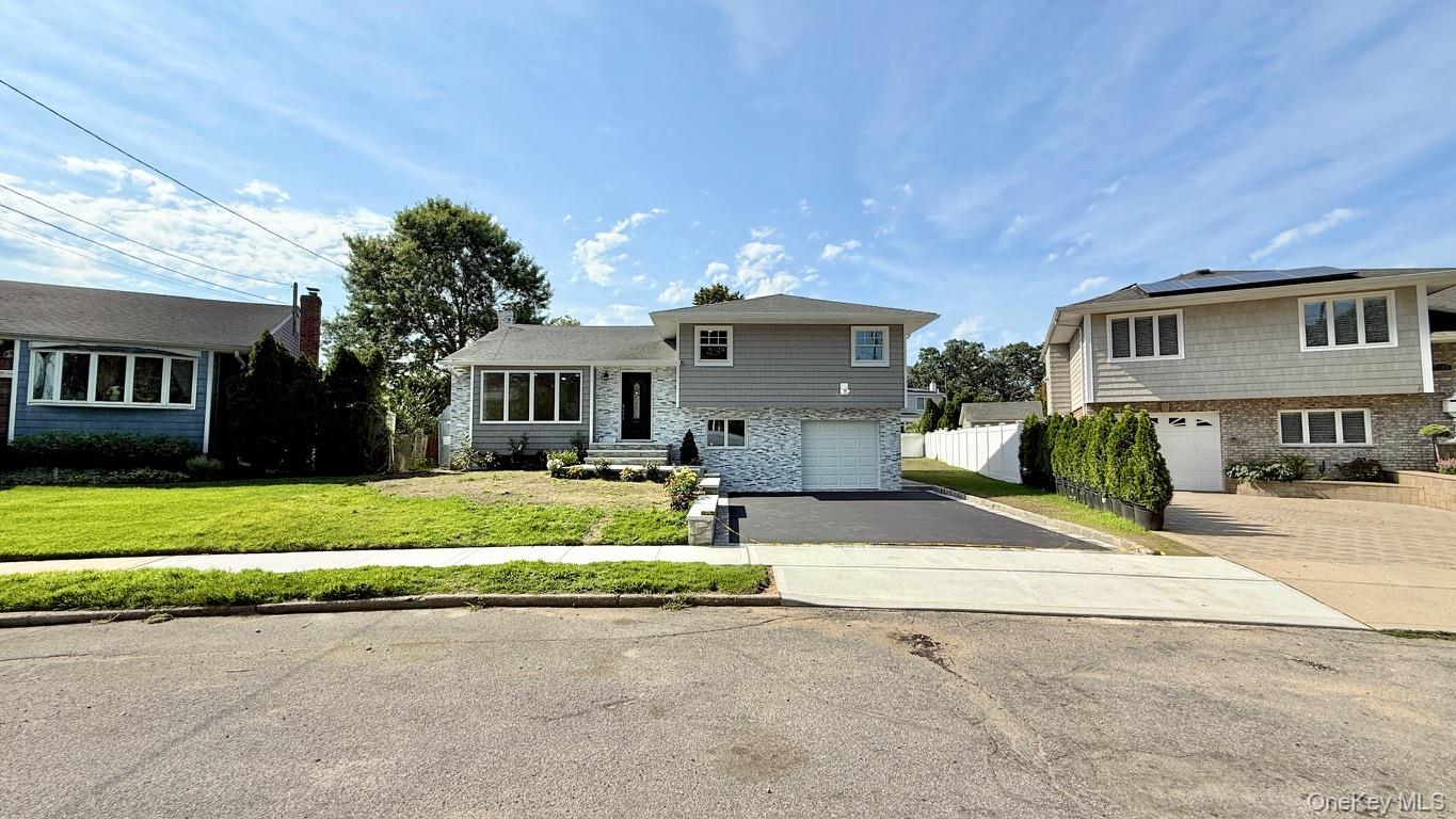 #1 photo, 2166 Isabelle Ct, North Bellmore , NY 11710