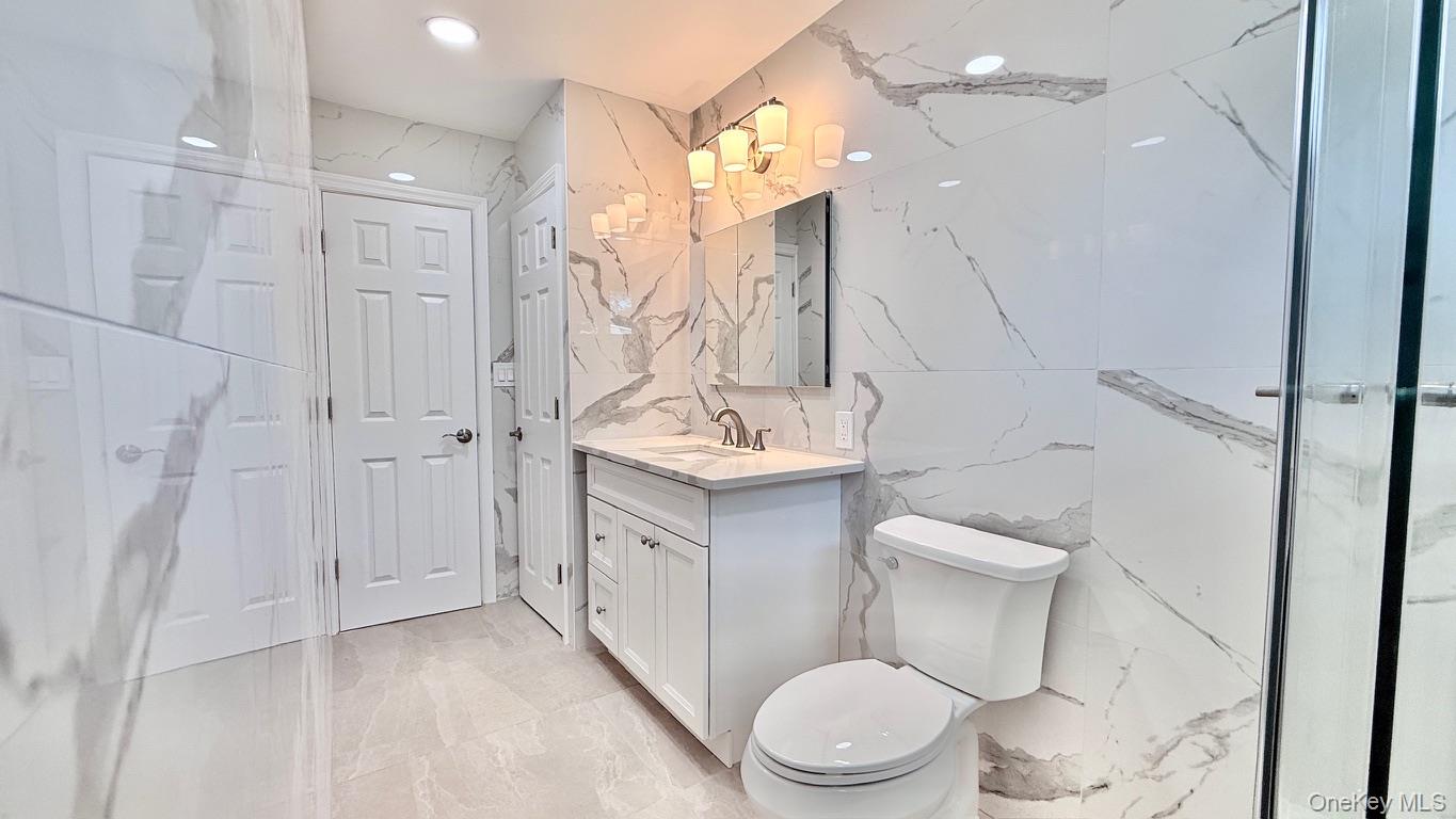 #15 photo, 2166 Isabelle Ct, North Bellmore , NY 11710