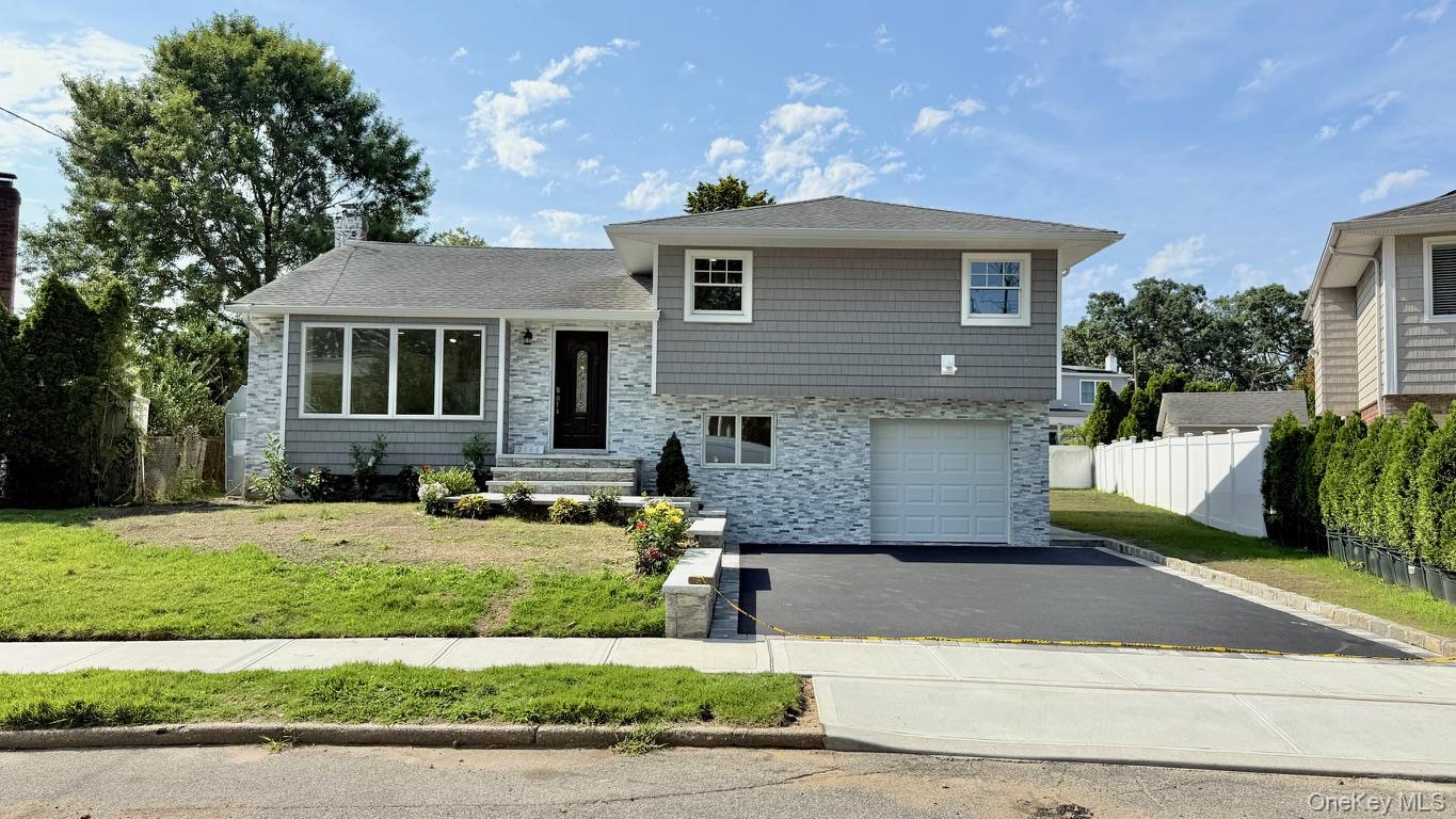 #2 photo, 2166 Isabelle Ct, North Bellmore , NY 11710