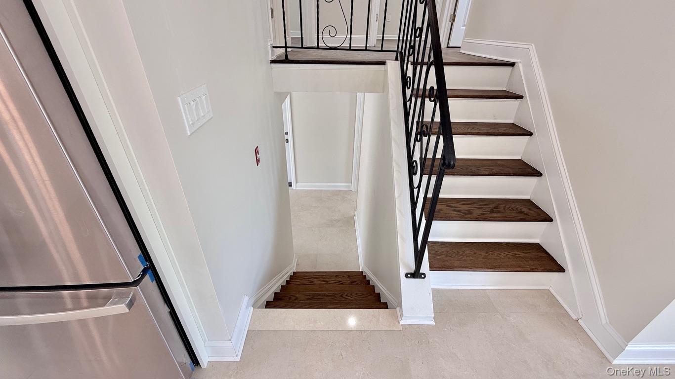 #20 photo, 2166 Isabelle Ct, North Bellmore , NY 11710