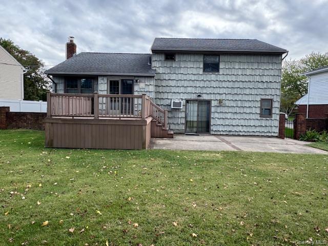 #15 photo, 24 Patricia Lane, Syosset , NY 11791