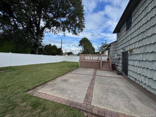 #17 photo, 24 Patricia Lane, Syosset , NY 11791