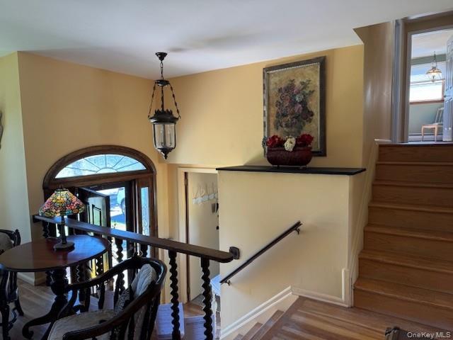 #4 photo, 24 Patricia Lane, Syosset , NY 11791