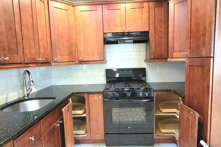 #1 photo, 56 Marlboro Road, ナッソー郡 Valley Stream , NY 11581