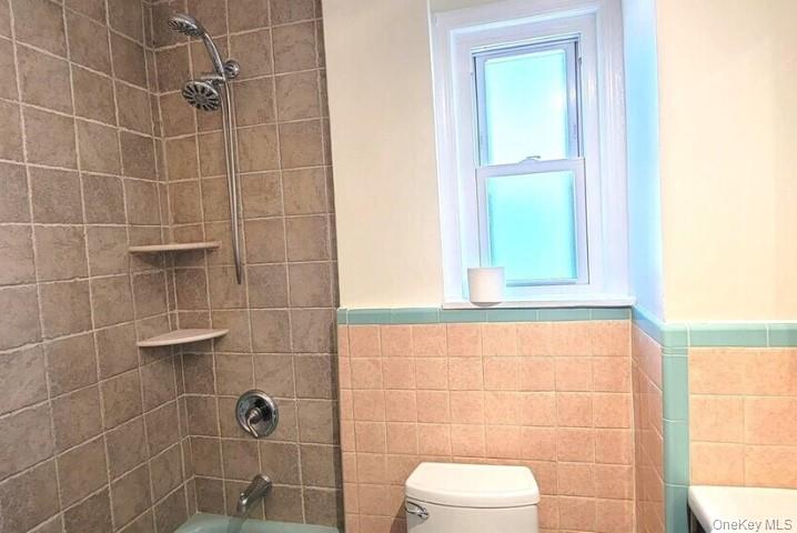 #11 photo, 56 Marlboro Road, Valley Stream , NY 11581