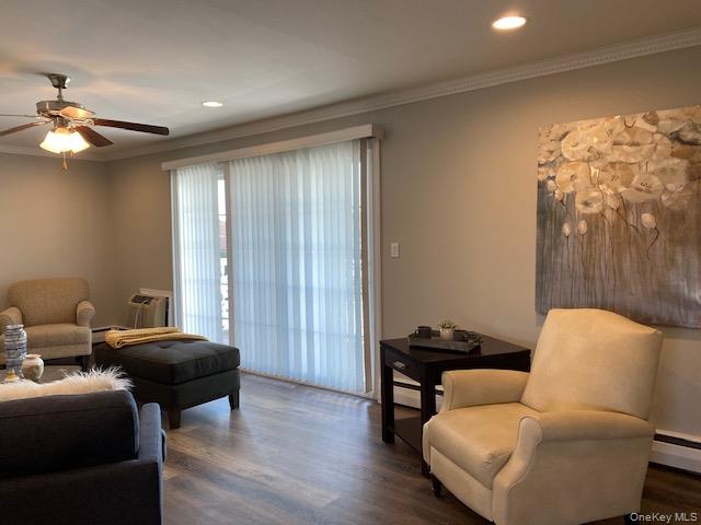 #6 photo, 68 Claire Court, West Babylon , NY 11704