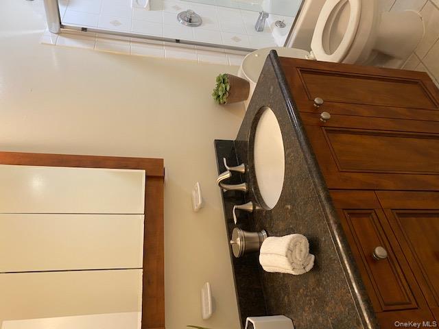 #9 photo, 68 Claire Court, West Babylon , NY 11704