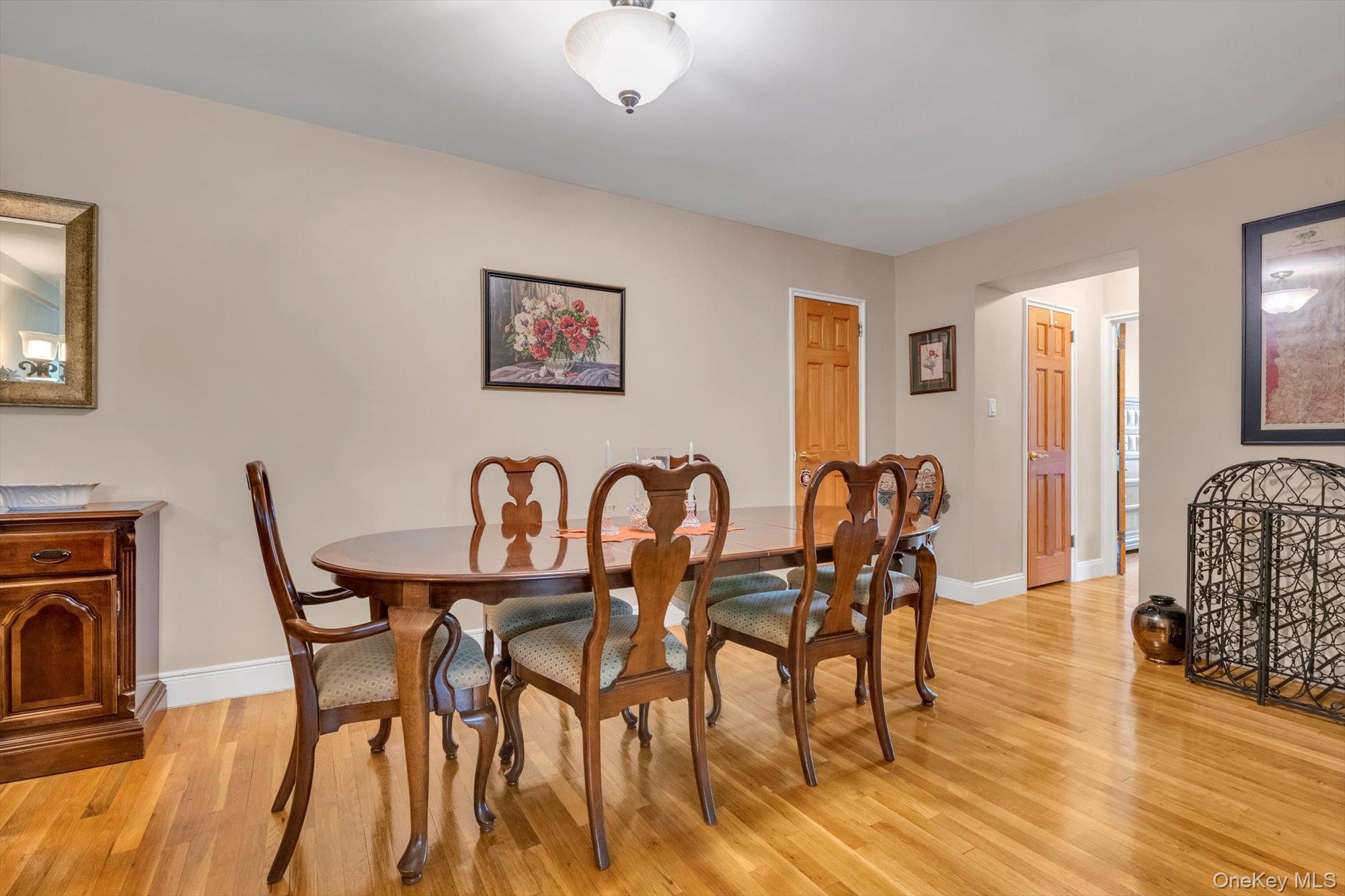 #5 photo, 209-25 18th Avenue, קווינס Bayside , NY 11360