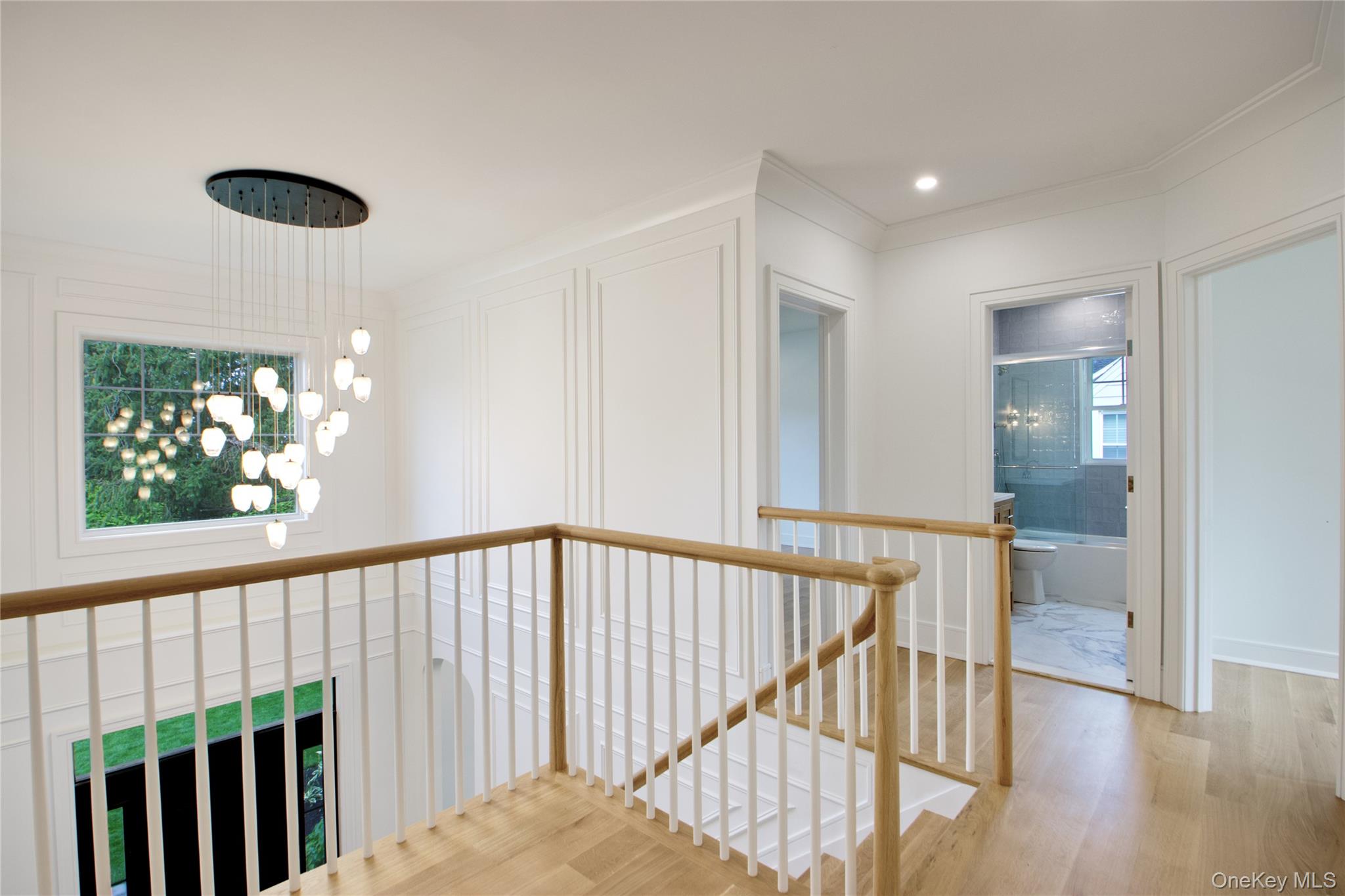 #14 photo, 225 Brixton Road, Garden City , NY 11530