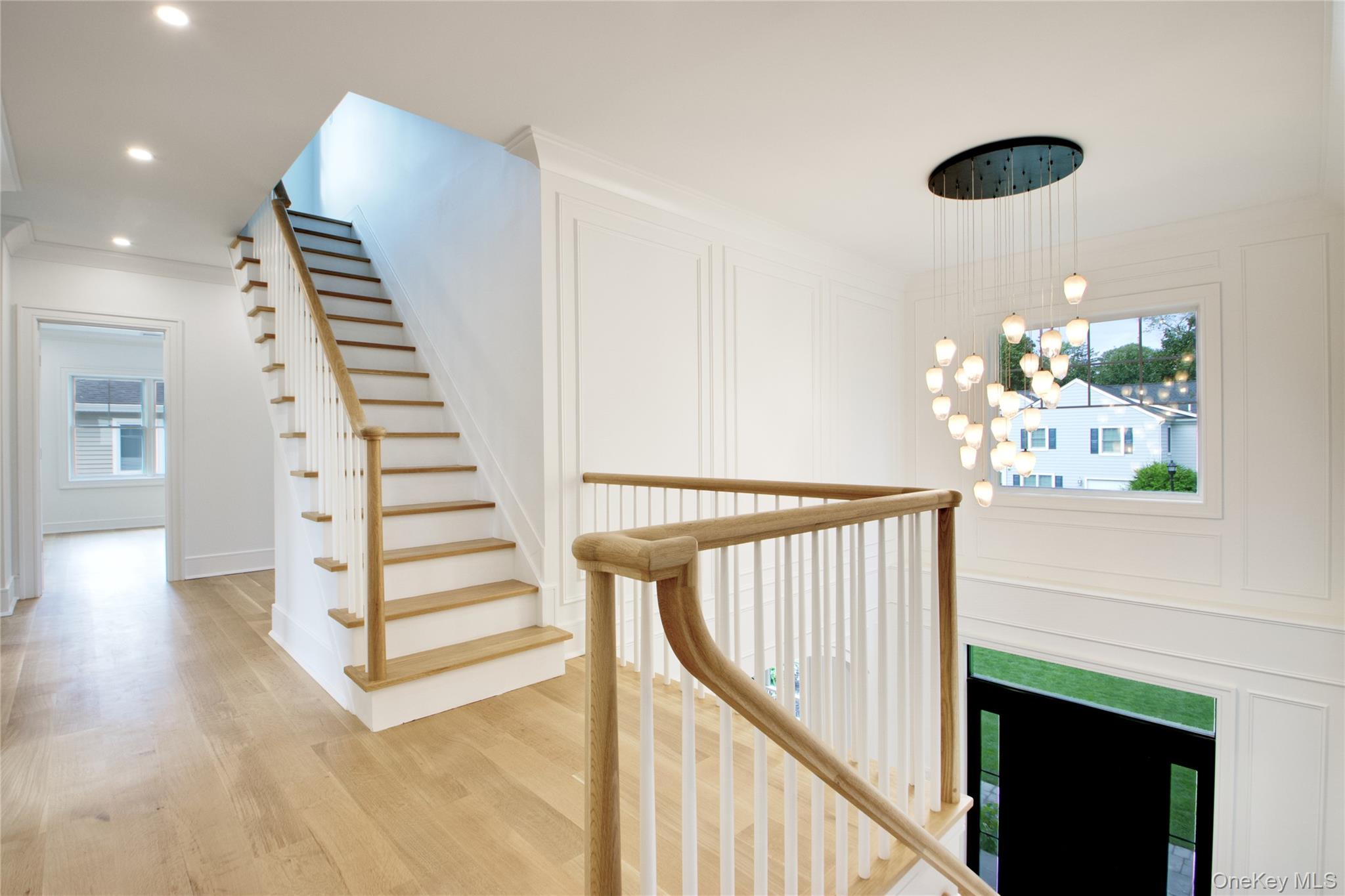 #15 photo, 225 Brixton Road, Garden City , NY 11530