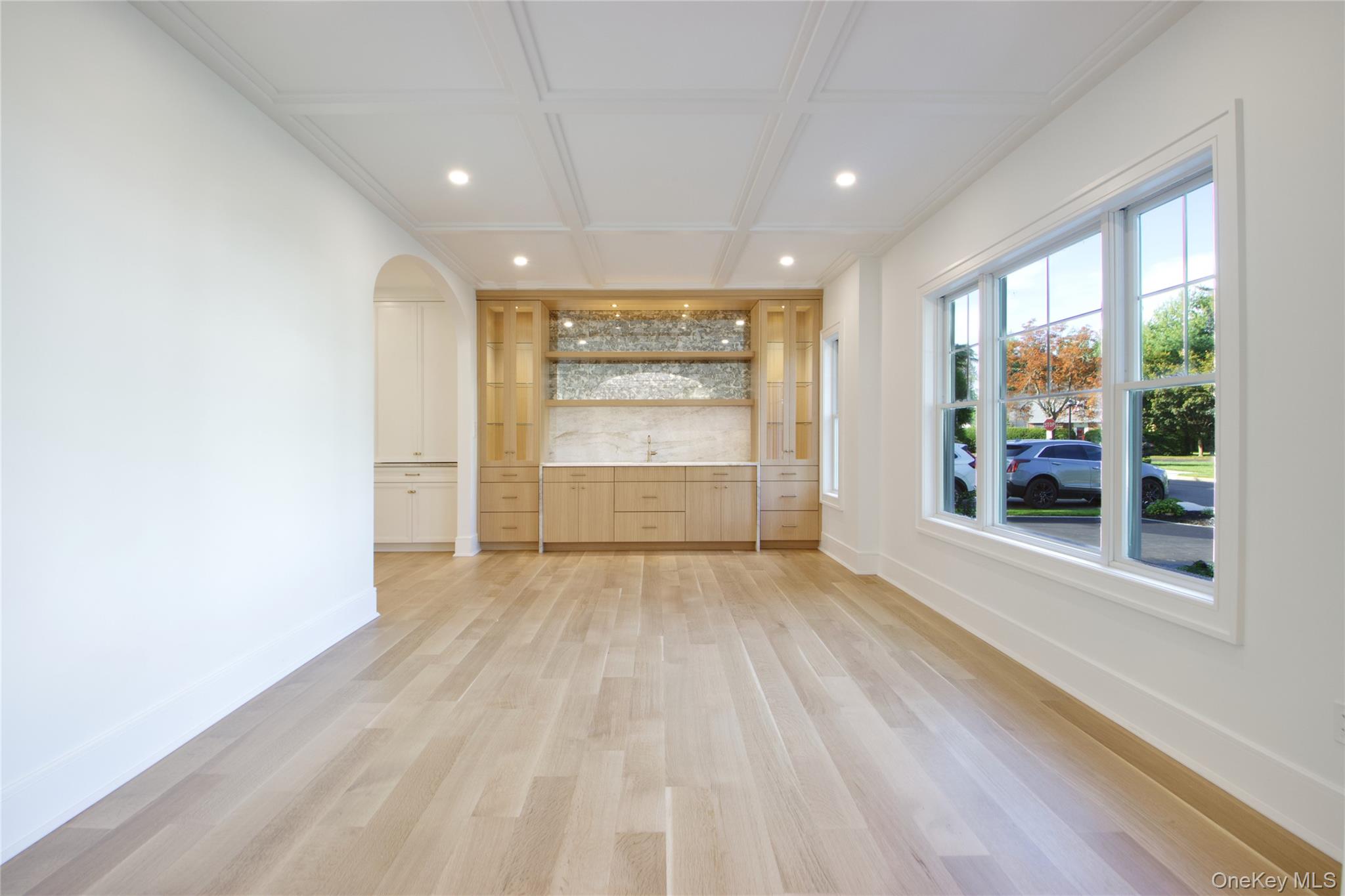 #7 photo, 225 Brixton Road, Garden City , NY 11530